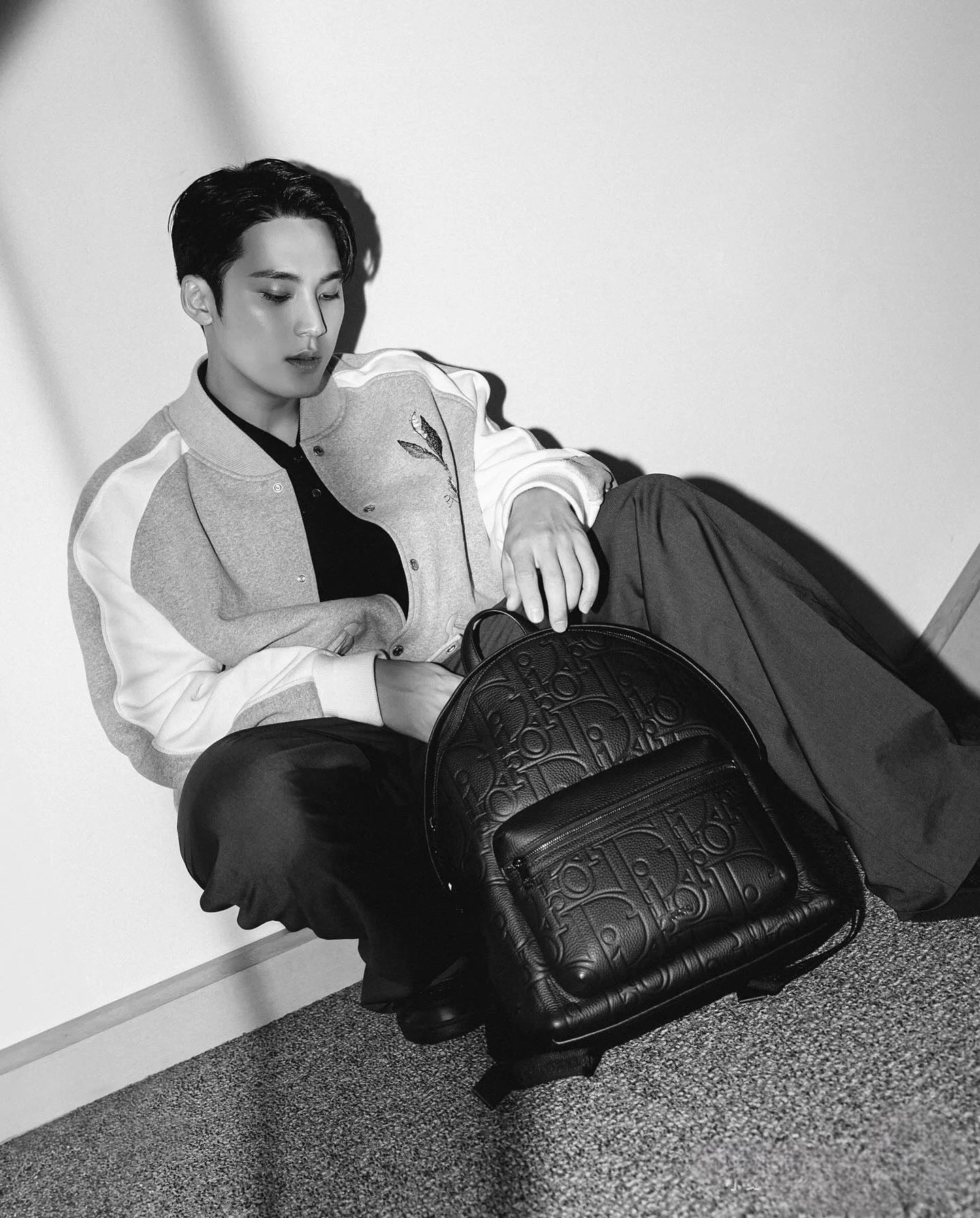 디올 남성 은방울꽃 바시티 자켓