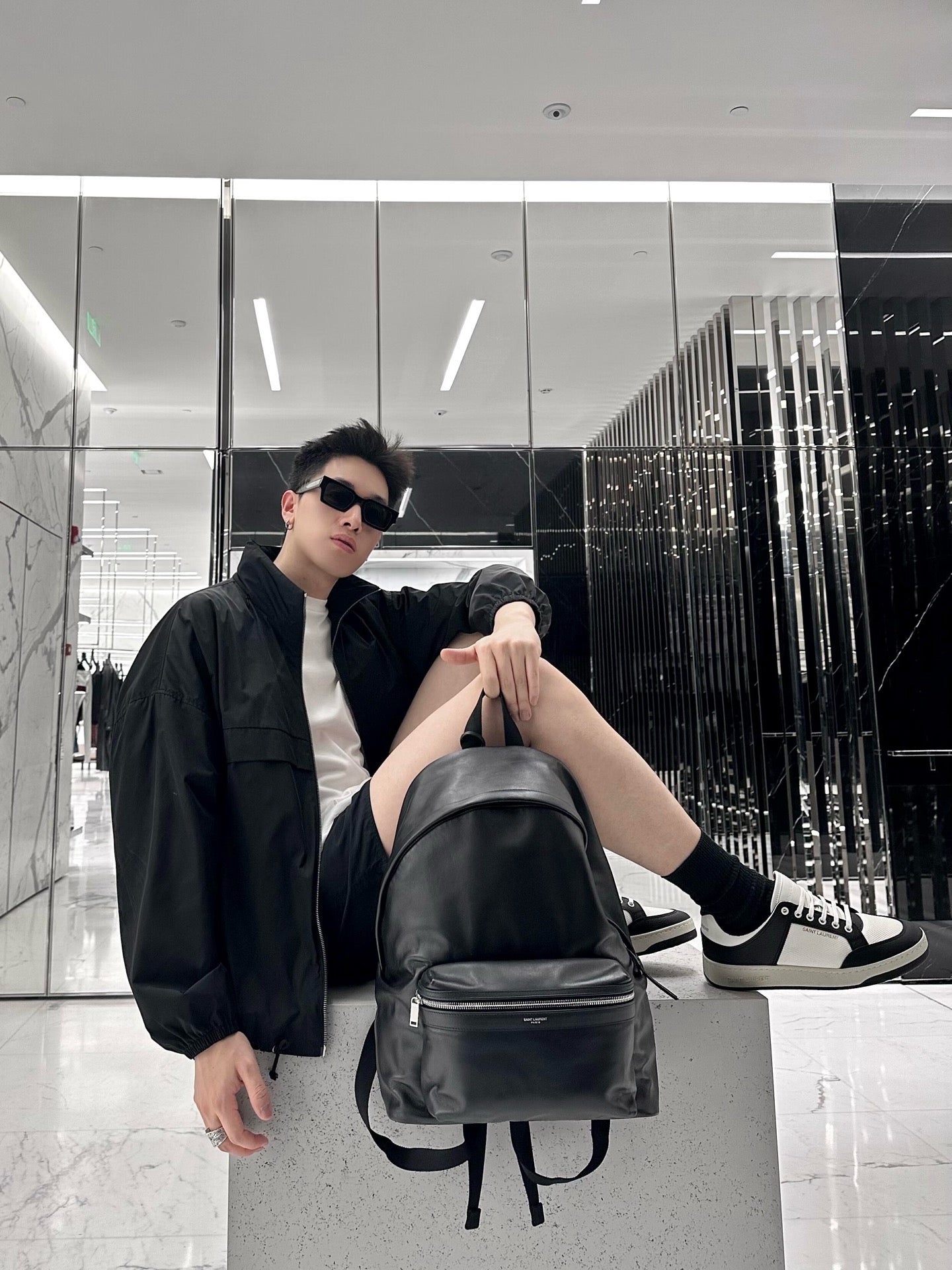 생로랑 서지 소재 생 로랑 블루종