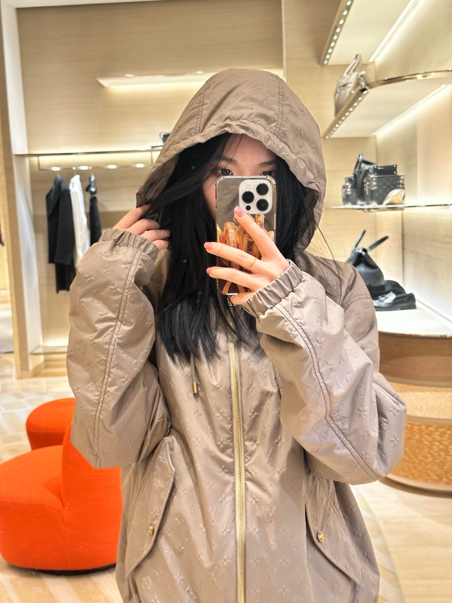 루이비통 모노그램 패디드 윈드브레이커