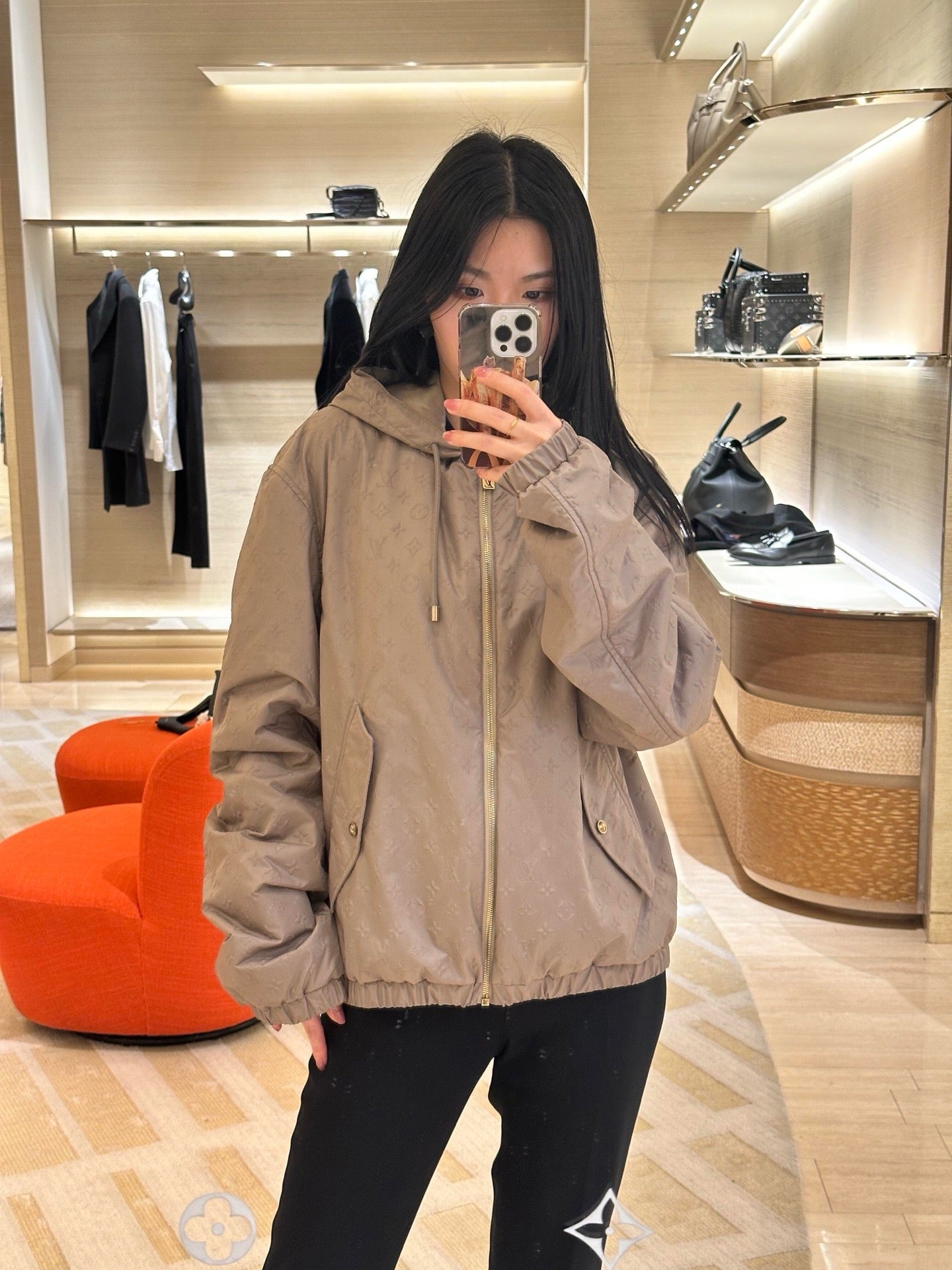 루이비통 모노그램 패디드 윈드브레이커