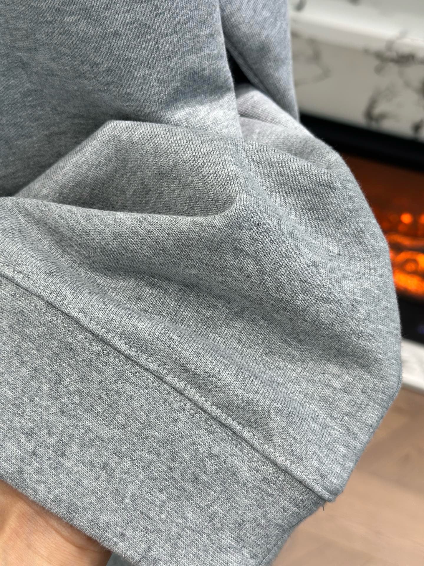 로에베 스웻셔츠