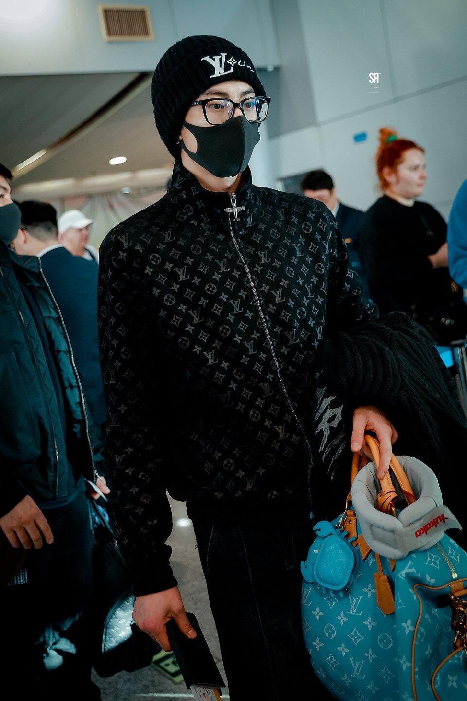 루이비통 모노그램 디보스드 스웨이드 트랙수트 자켓