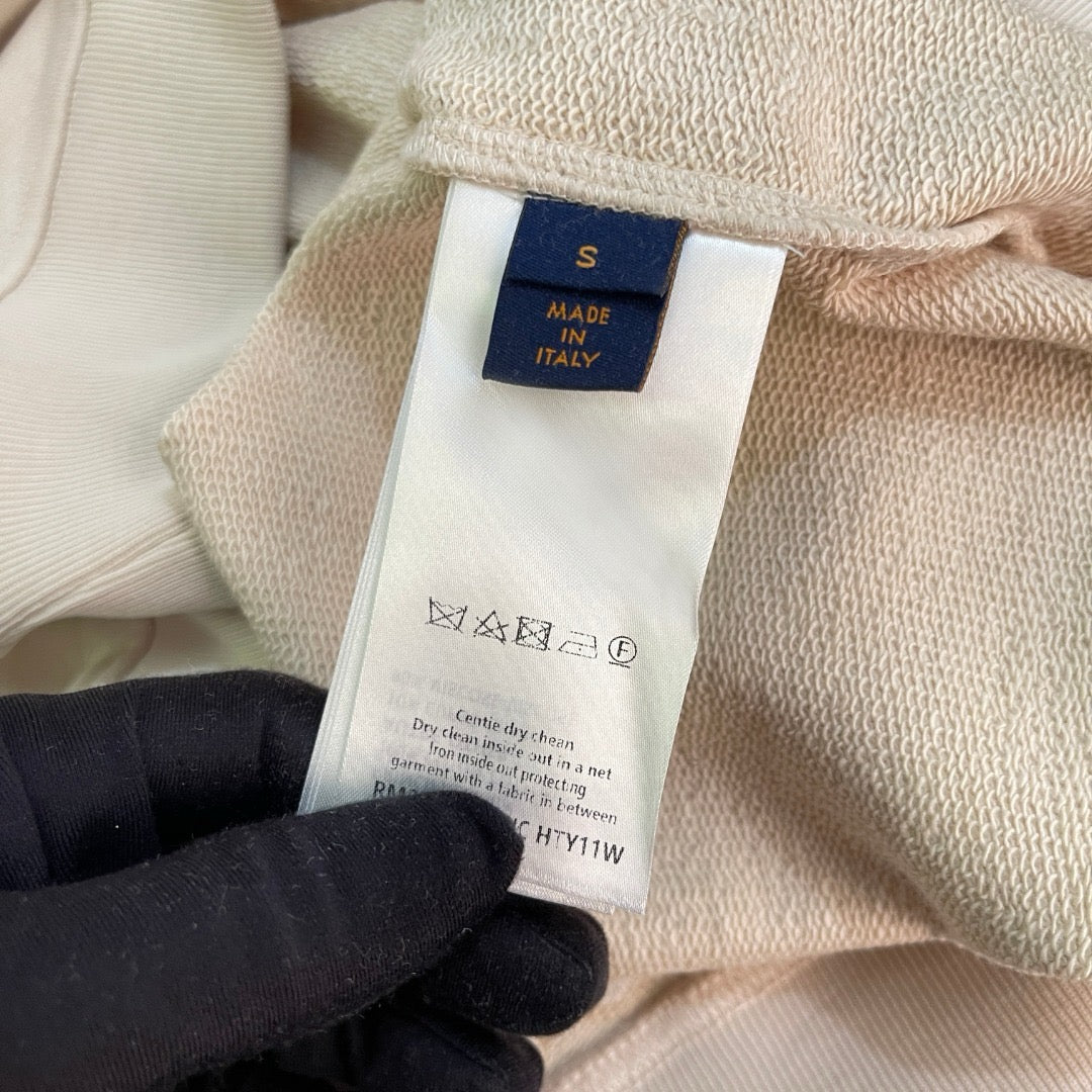 루이비통 엠벨리시드 하프 집 맨투맨