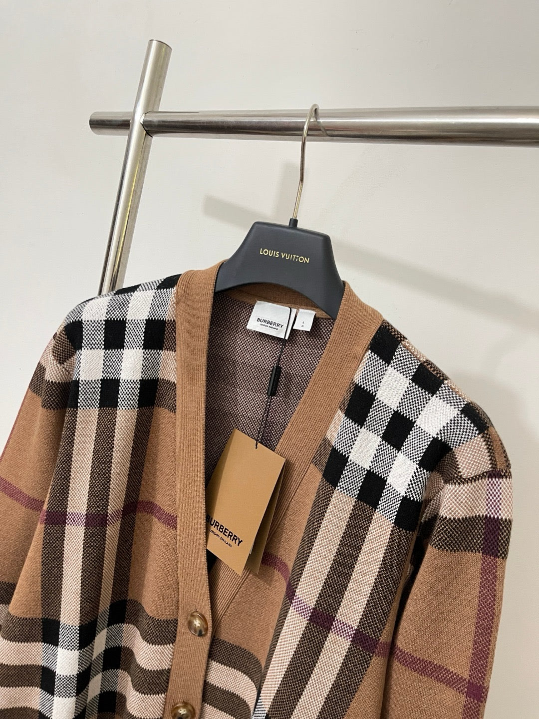 버버리 체크 울 캐시미어 가디건