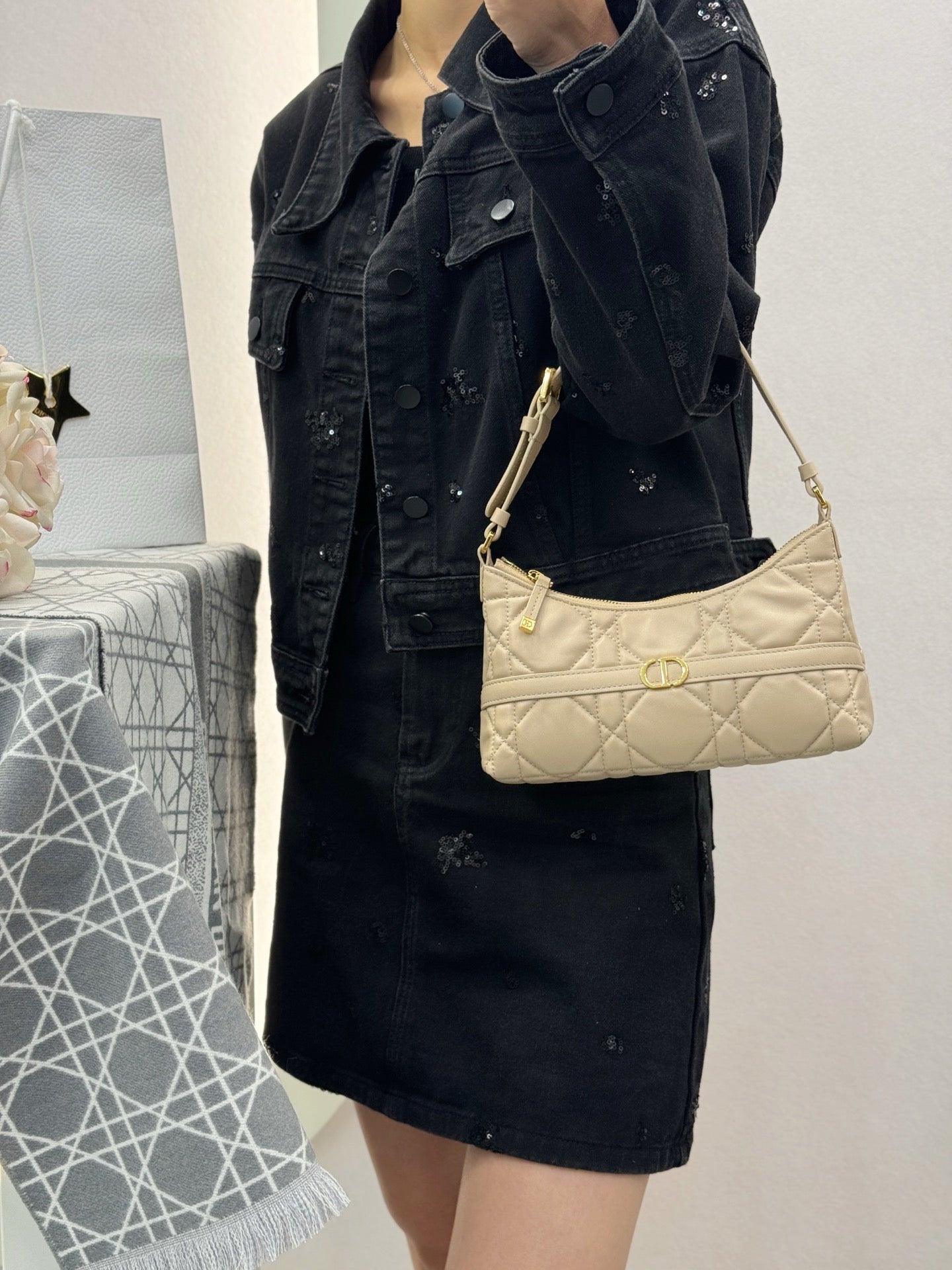 디올 Miss Caro Cigale 미니 백