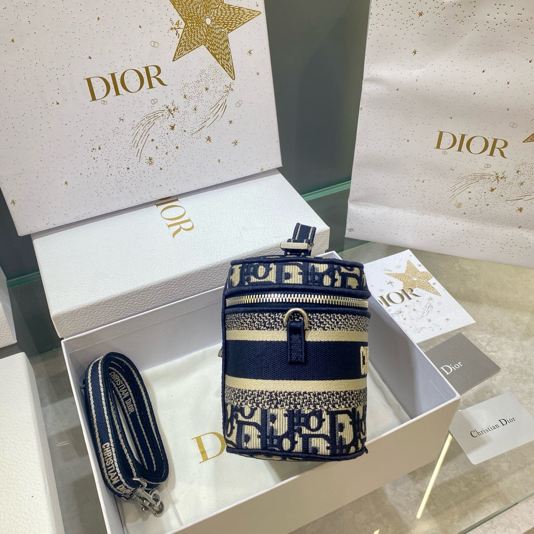 디올 스몰 트래블 베니티 케이스