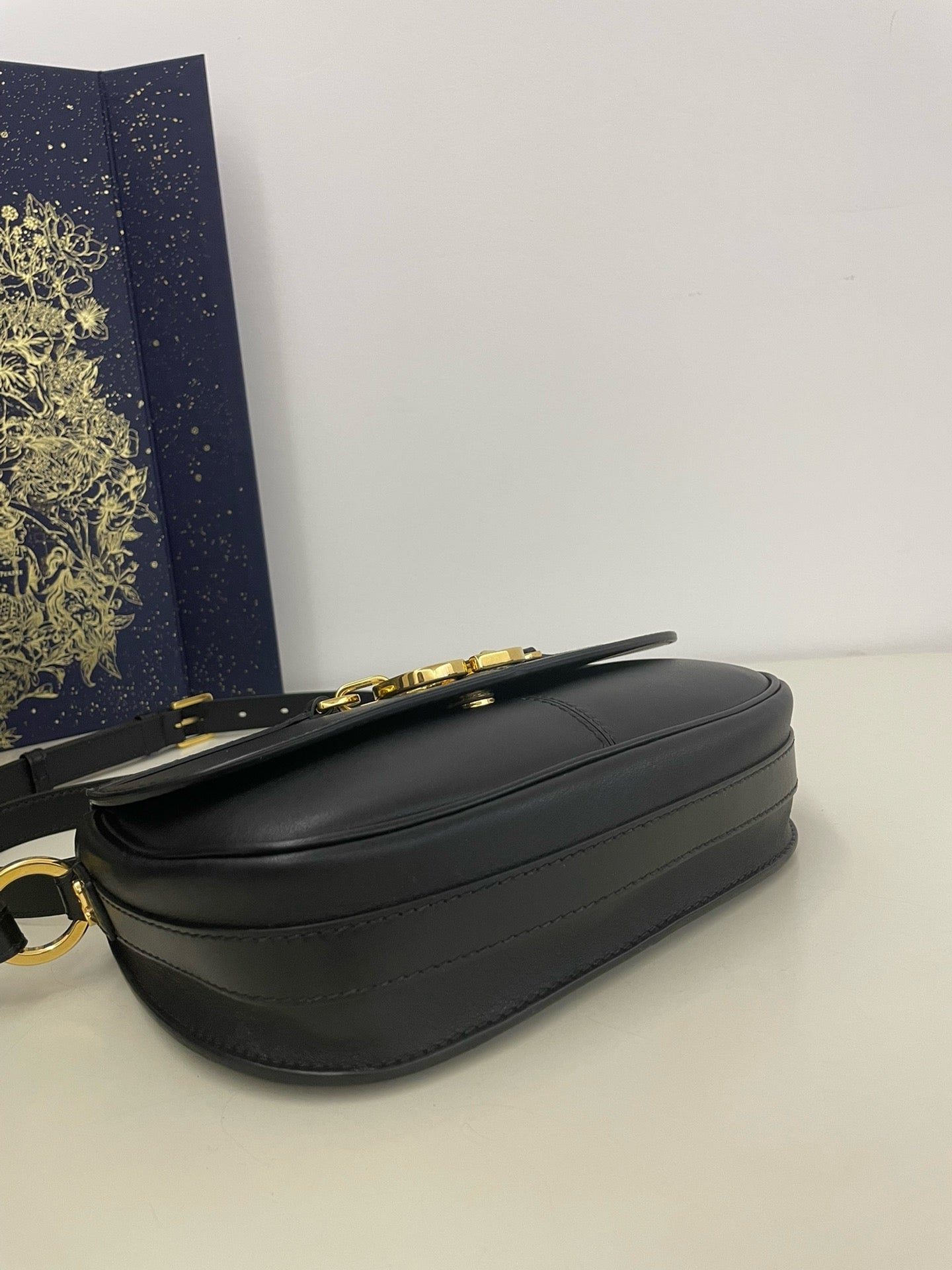 디올 스몰 CD 베사체 백