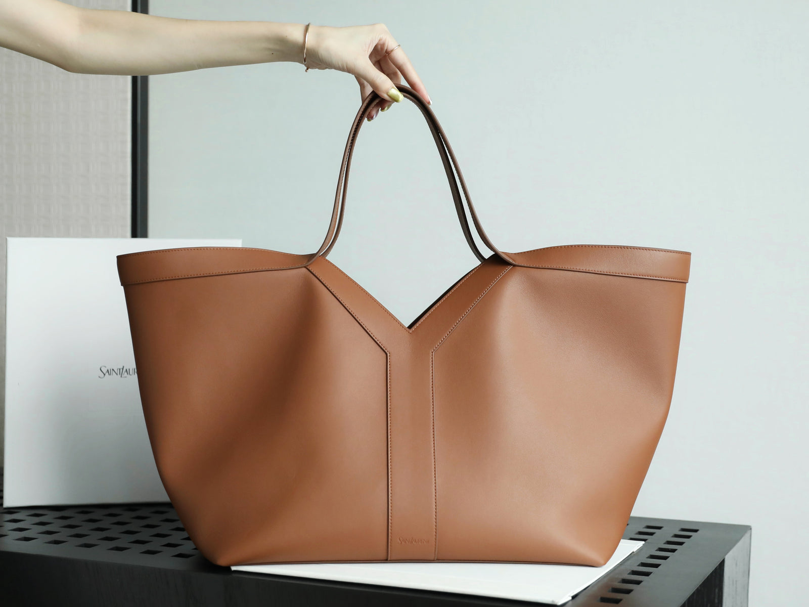 생로랑 Y 토트백