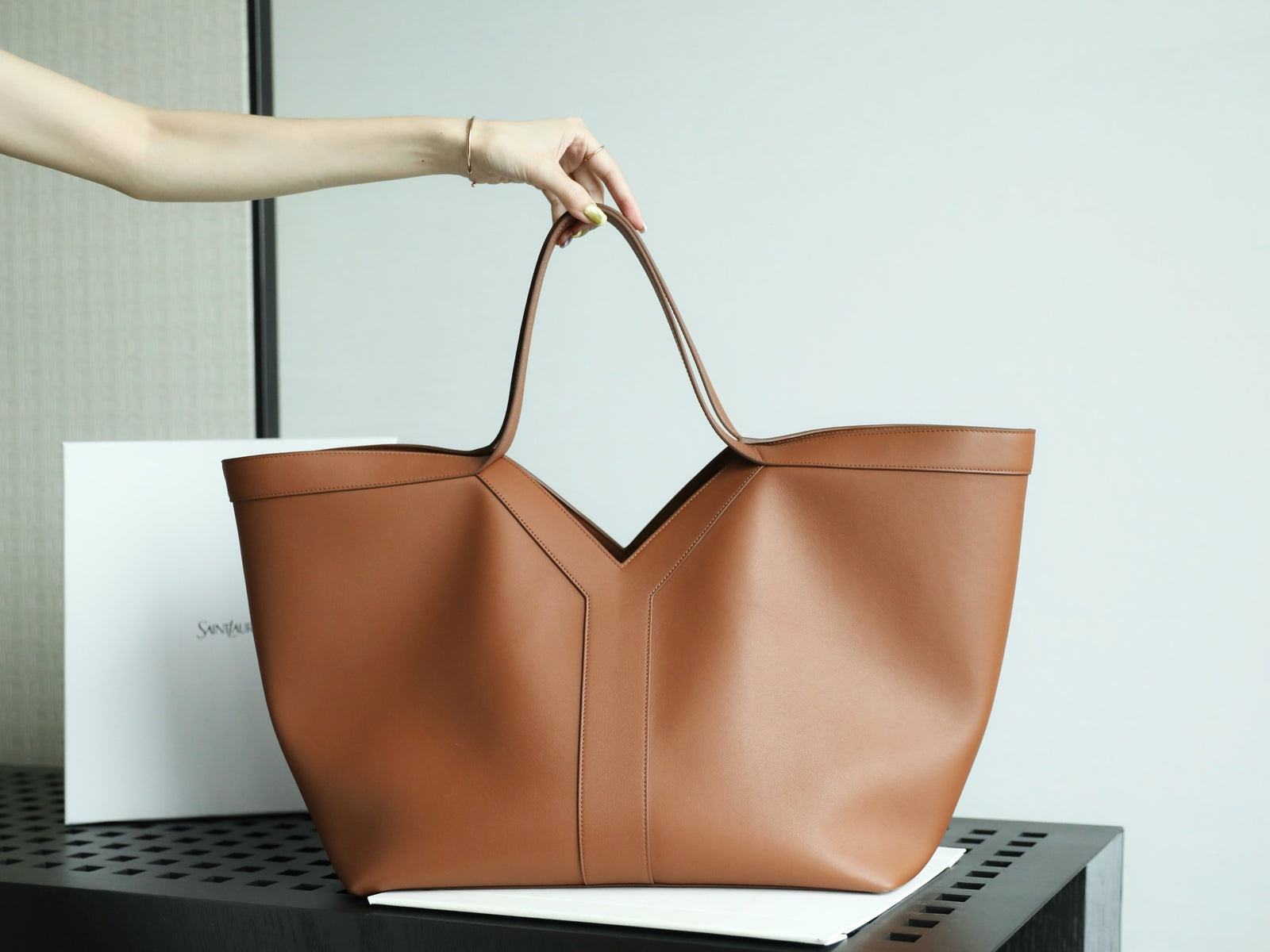 생로랑 Y 토트백