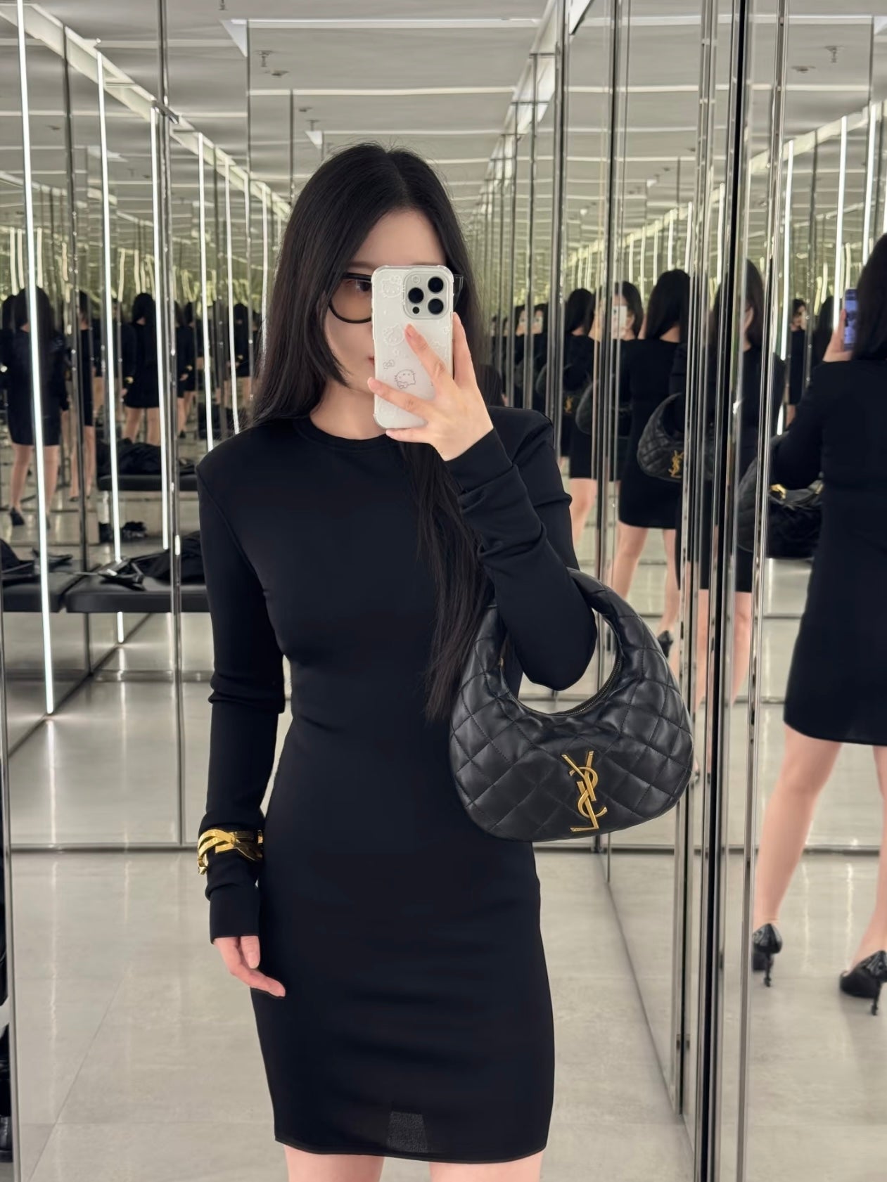 생로랑 이카리노 호보백