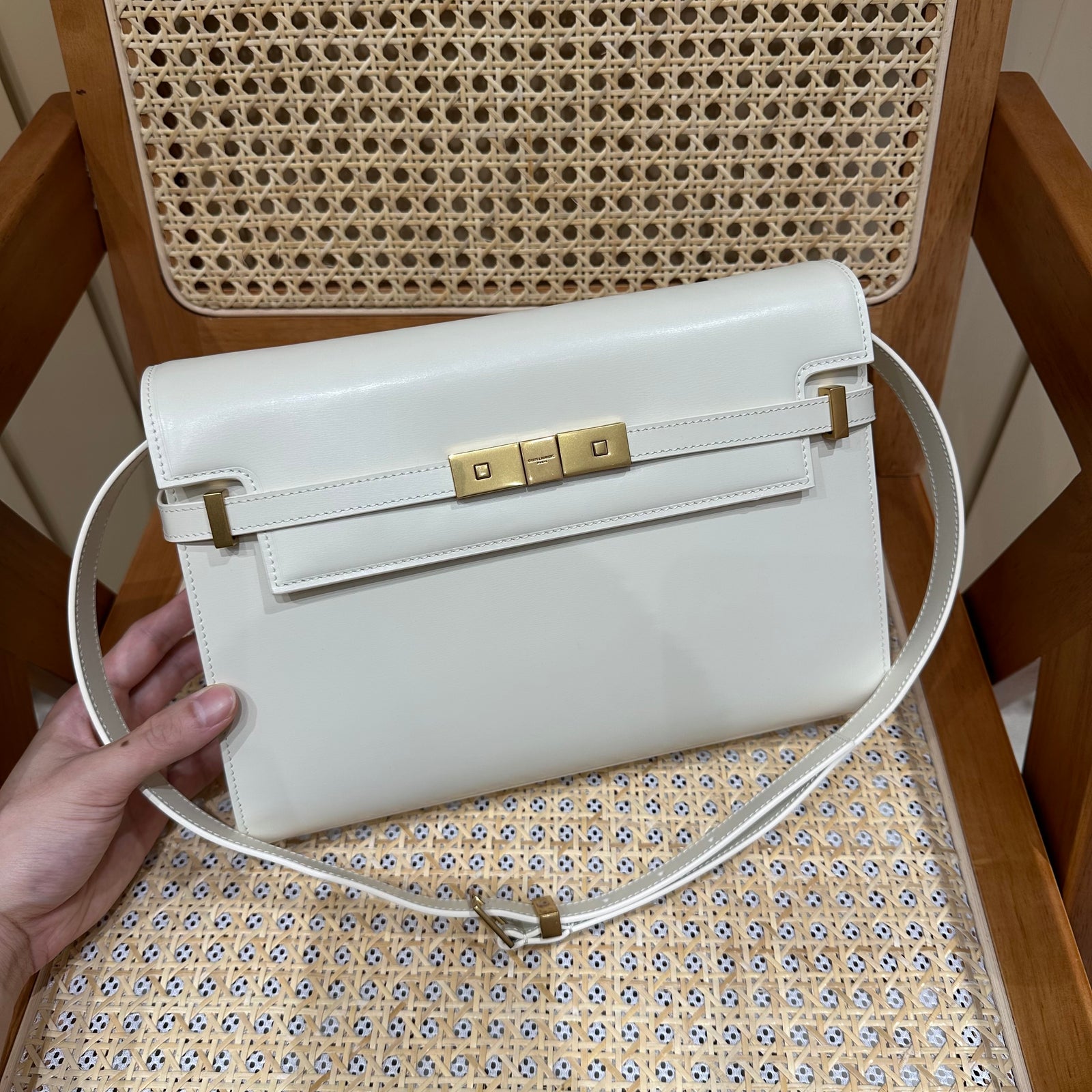 생로랑 맨하탄 숄더백 미디움