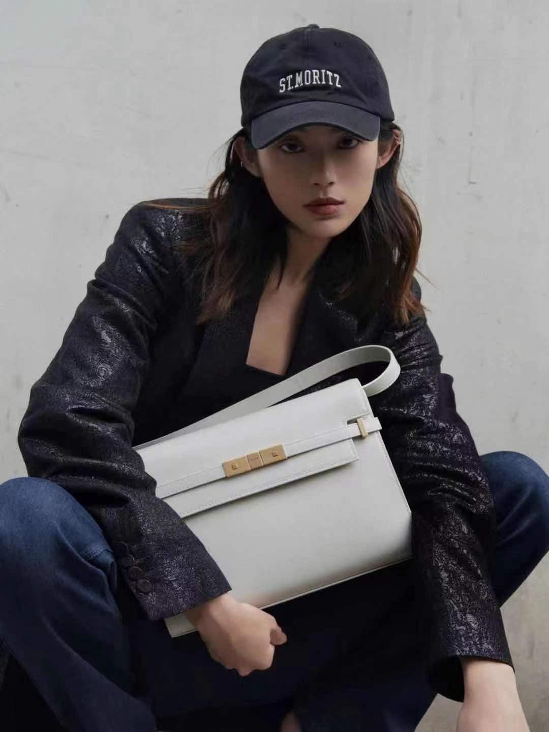 생로랑 맨하탄 숄더백 미디움