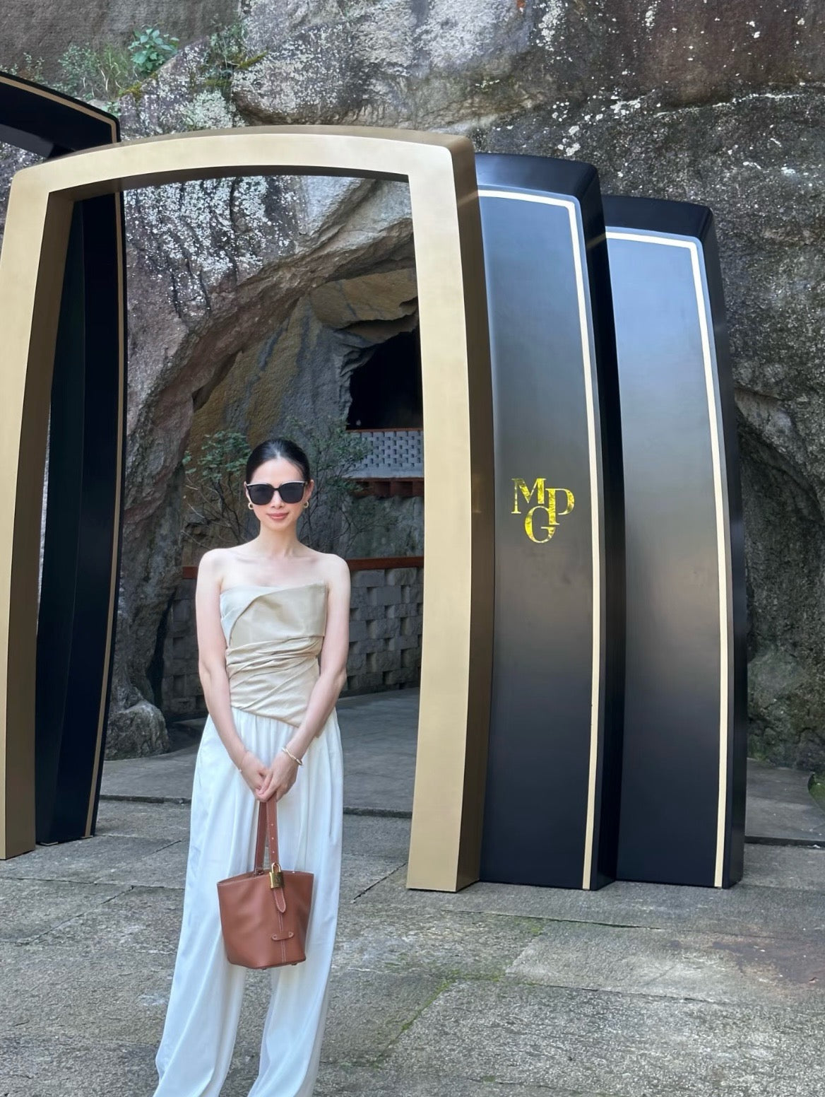 루이비통 로우 키 올 인 BB