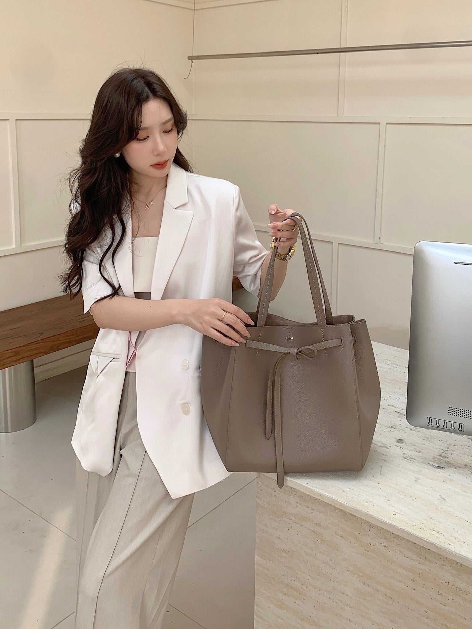 셀린느 스몰 카바스 팬텀