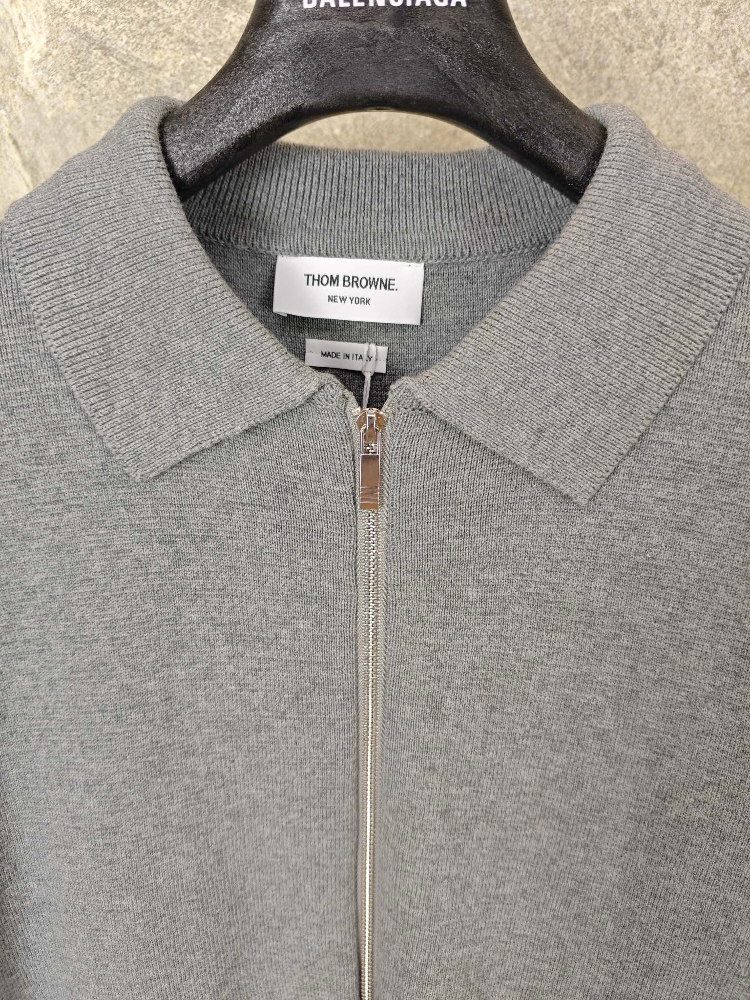 톰브라운 코튼 밀라노 스티치 암밴드 봄버 재킷