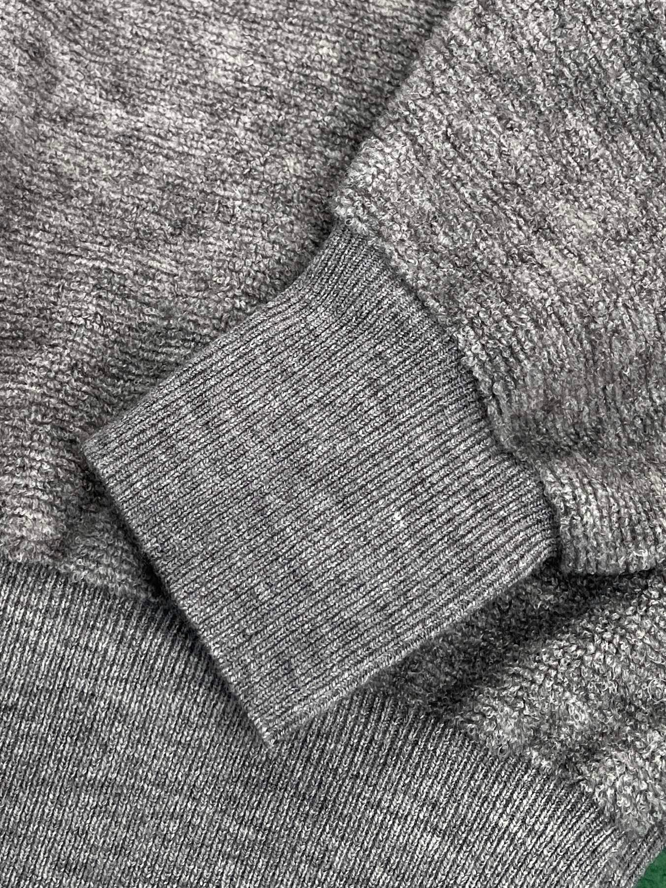 로에베 울 후드 티셔츠