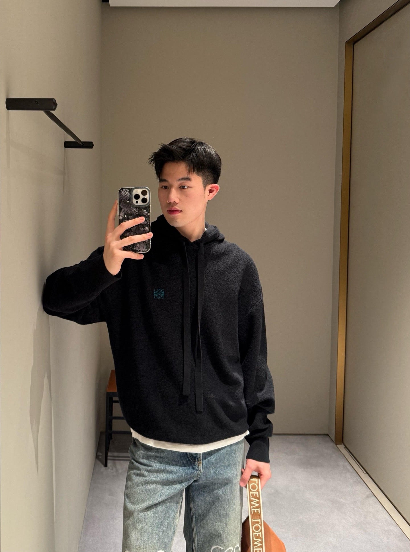 로에베 울 후드 티셔츠