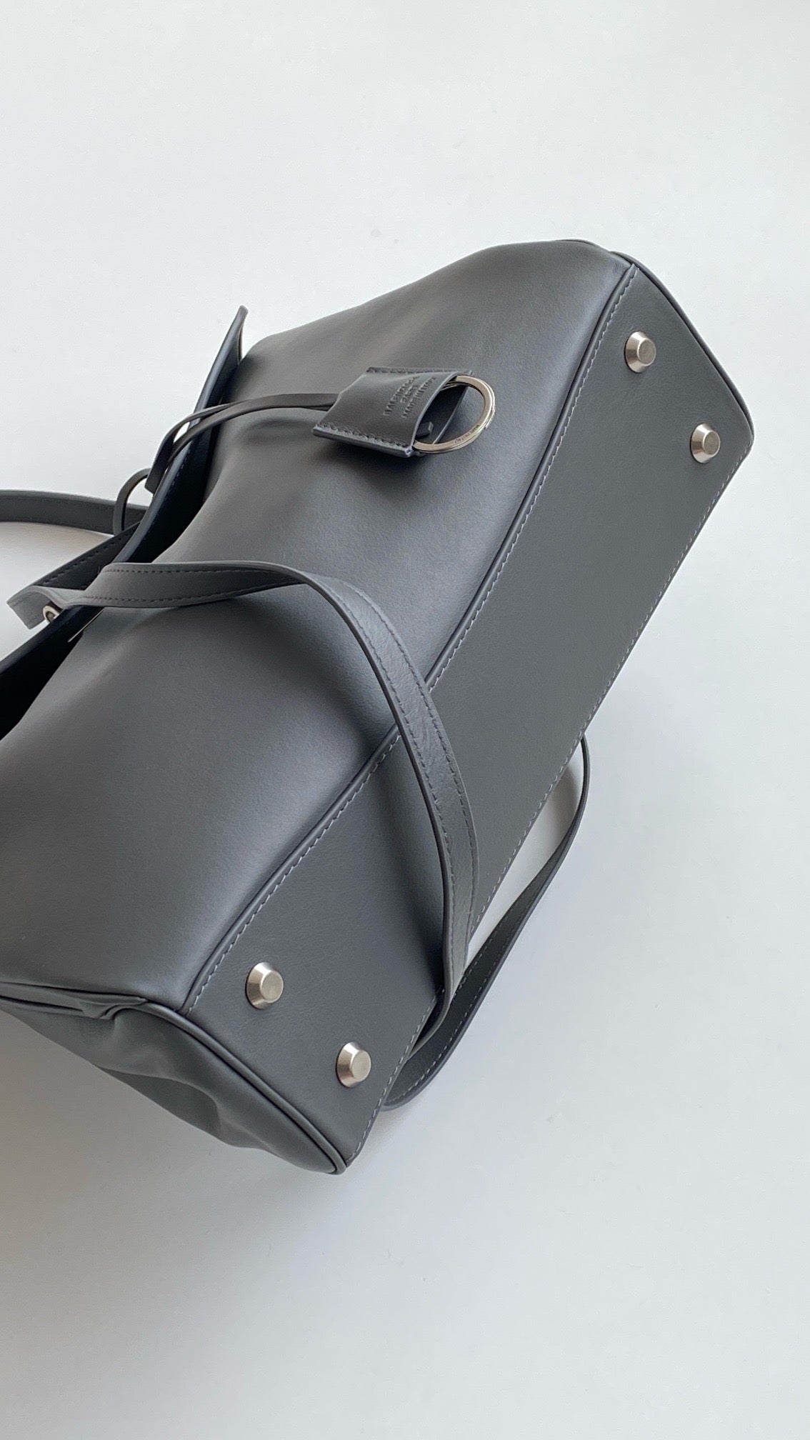 발렌시아가 로데오 핸드백 미디움