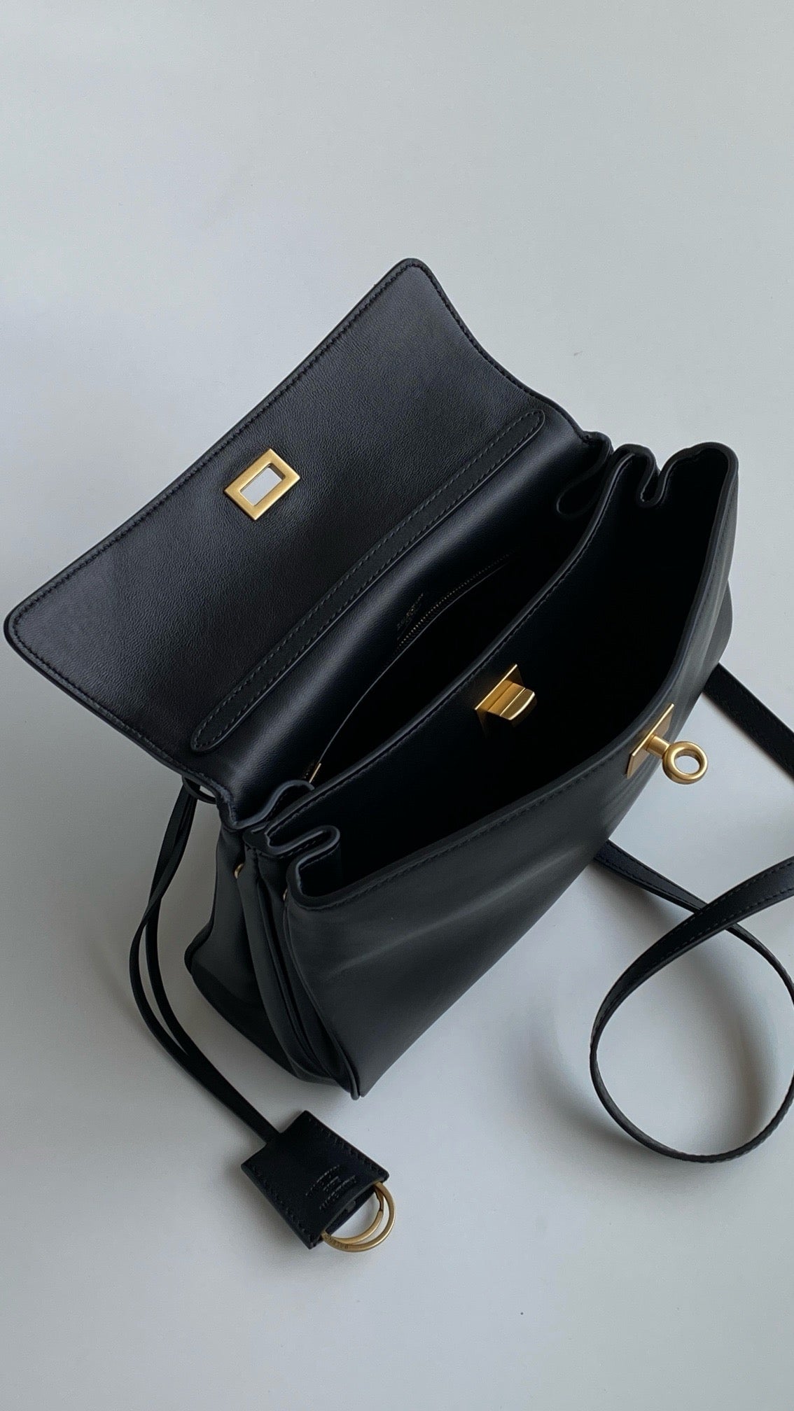 발렌시아가 로데오 핸드백 스몰