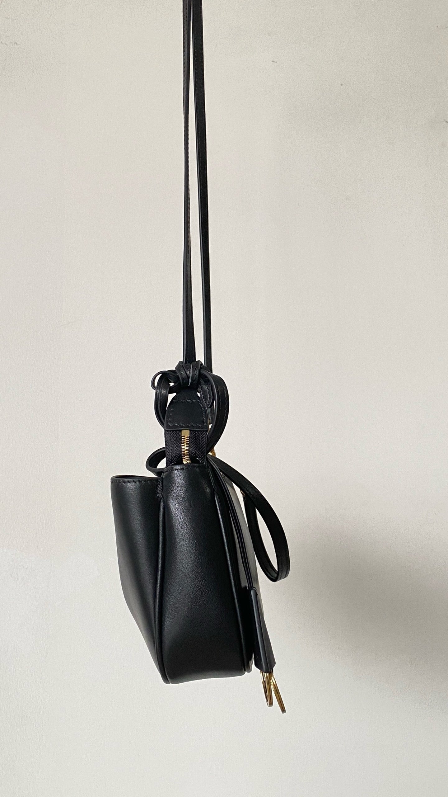 발렌시아가 로데오 슬링 포셰트백