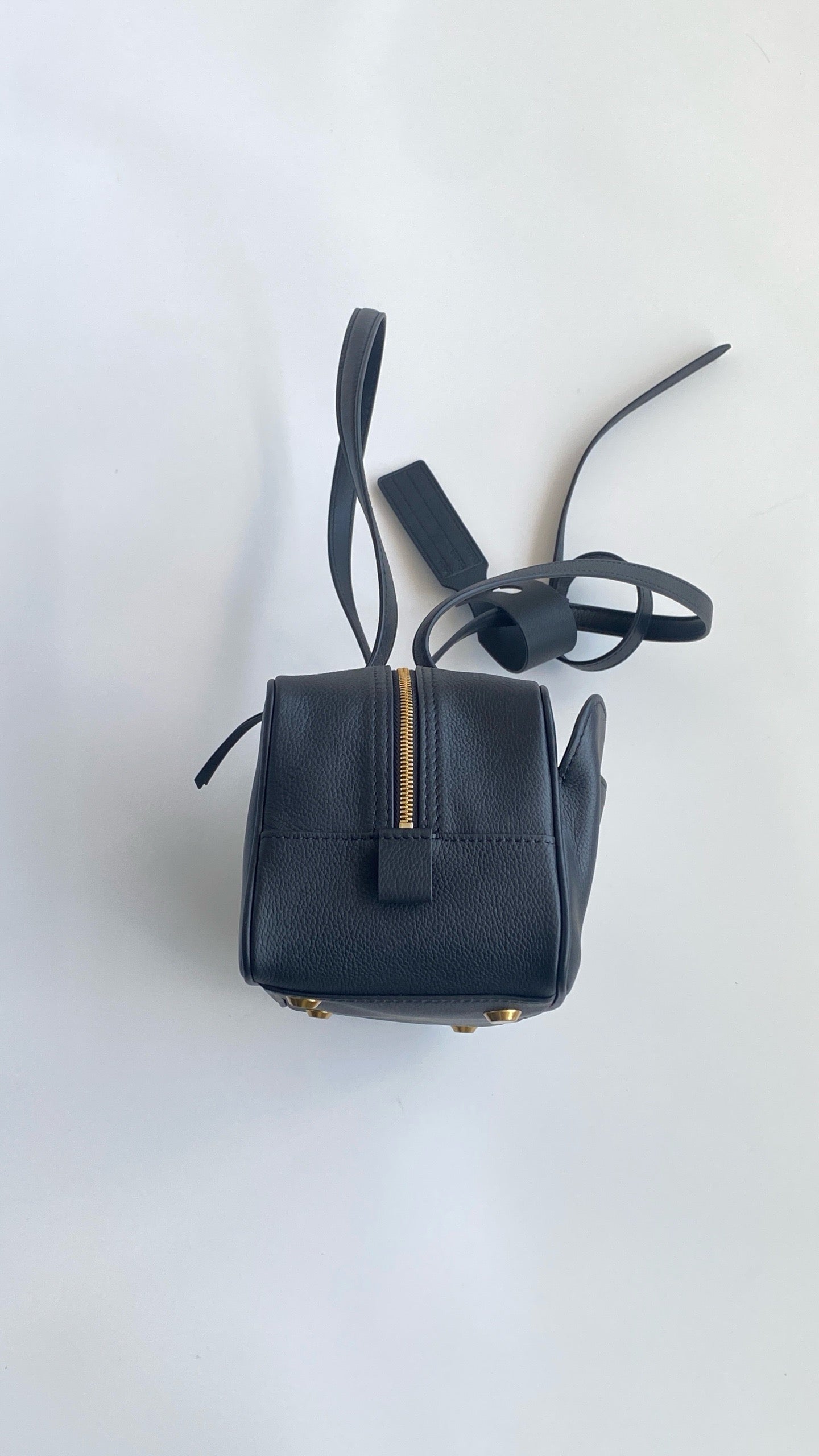 발렌시아가 캐리 레더 스몰 볼링백