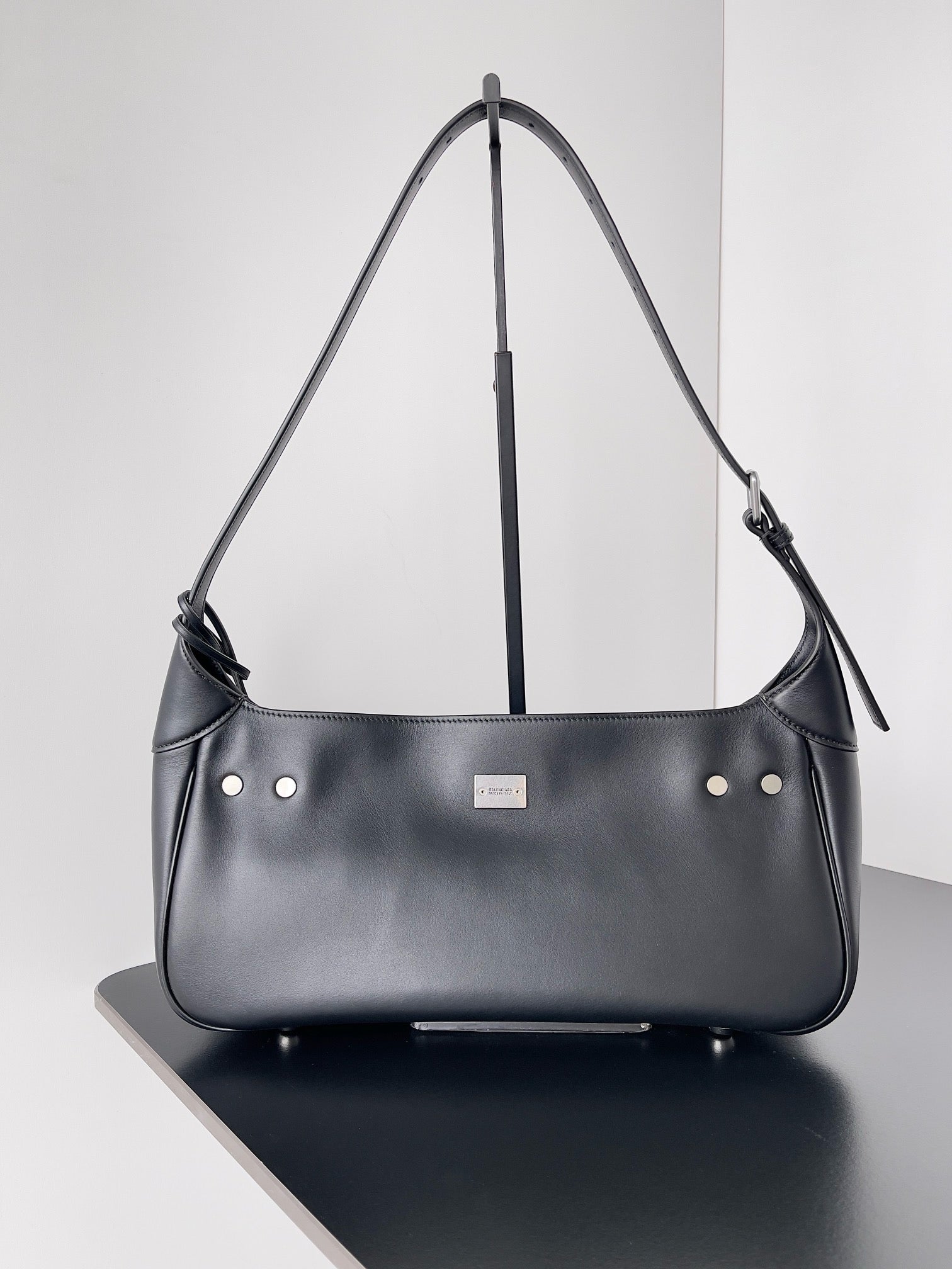 발렌시아가 벨 에어 숄더백 스몰