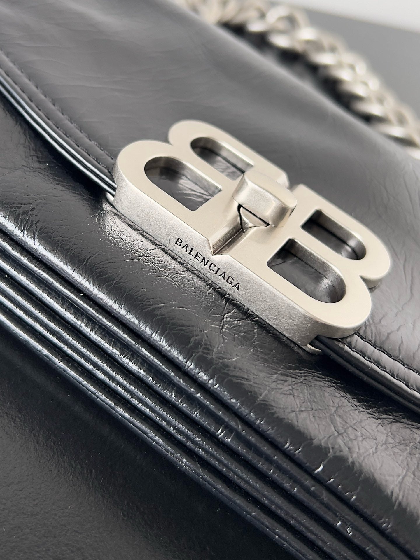 발렌시아가 BB 소프트 숄더백 스몰