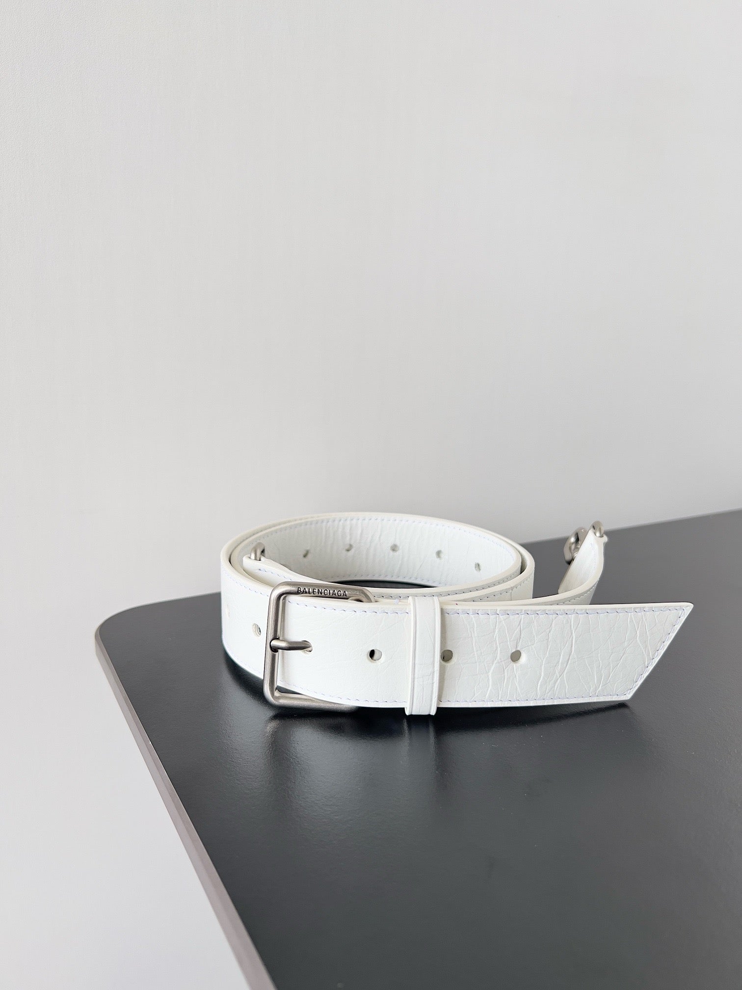 발렌시아가 BB 소프트 숄더백 라지