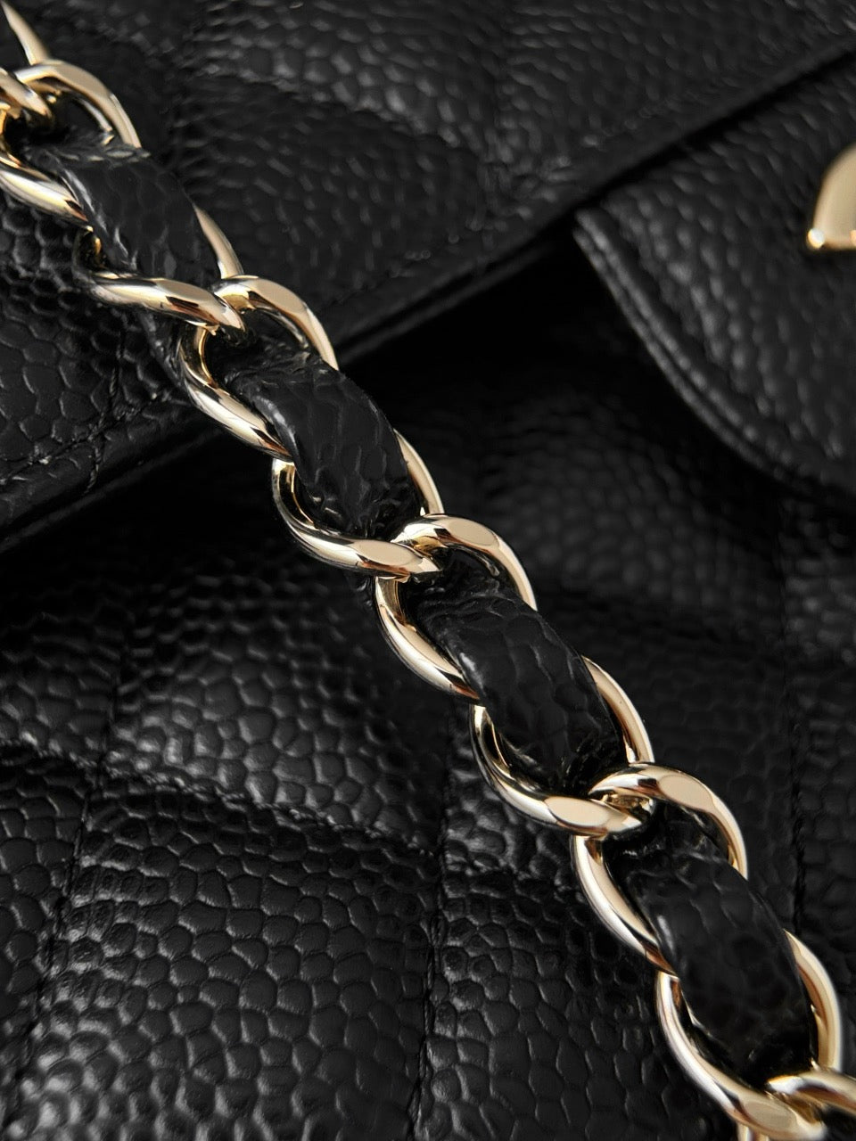 샤넬 클래식 플랩백 스몰 캐비어