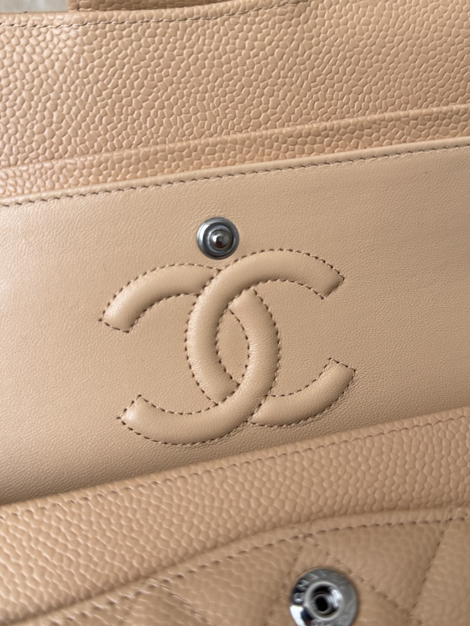 샤넬 클래식 플랩백 스몰 캐비어 (베이지)