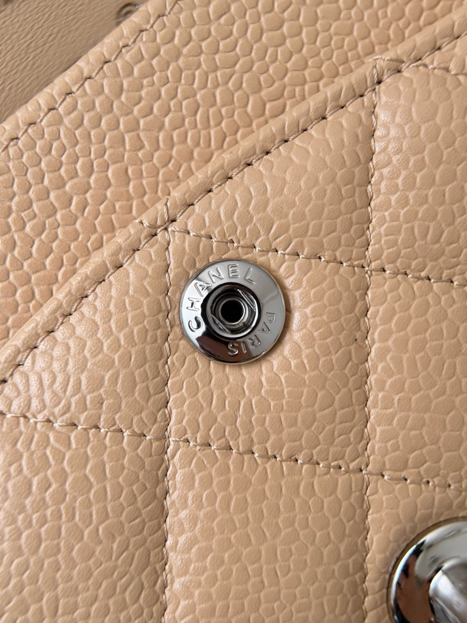 샤넬 클래식 플랩백 스몰 캐비어 (베이지)