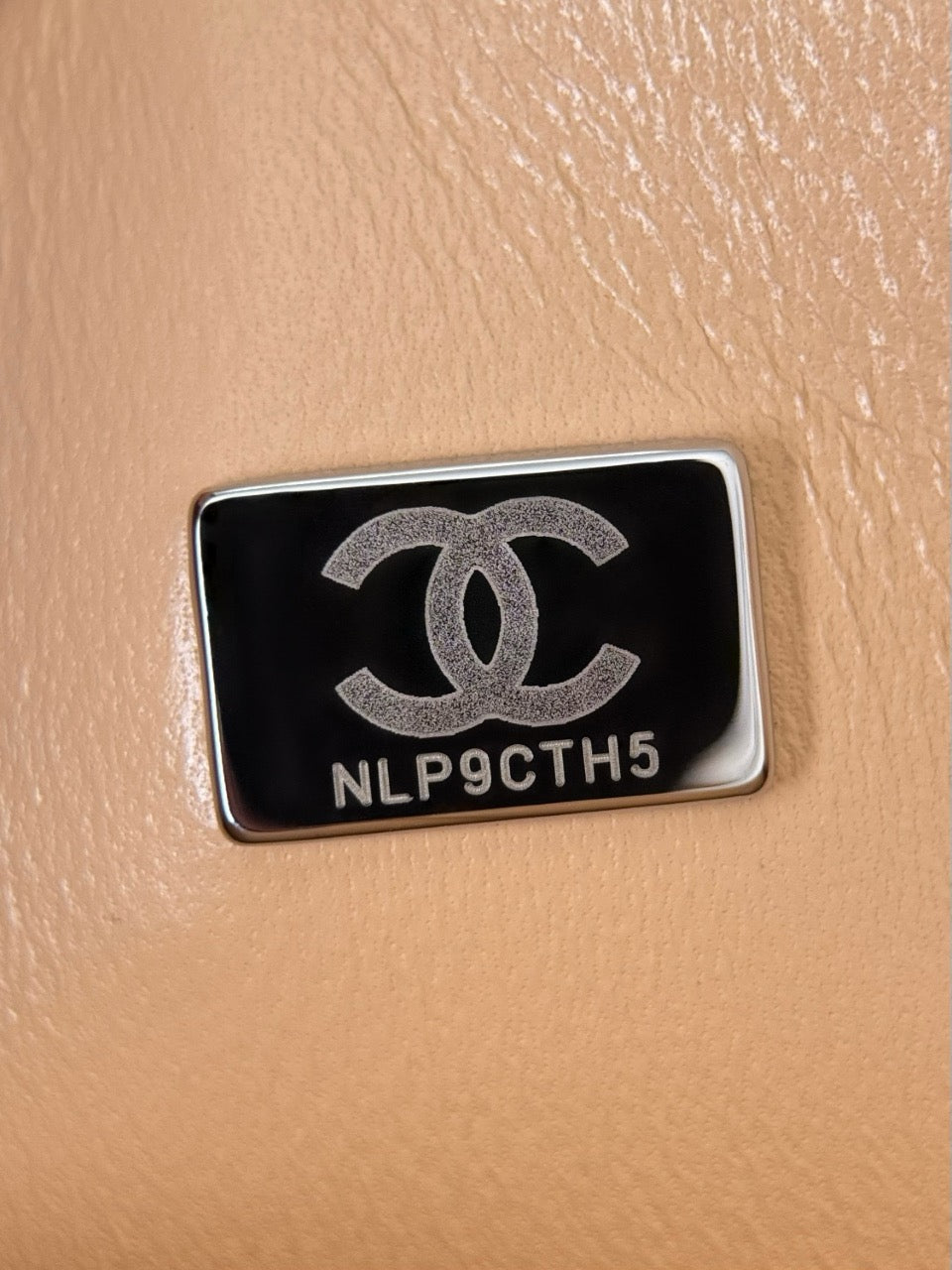 샤넬 클래식 플랩백 스몰 캐비어 (베이지)