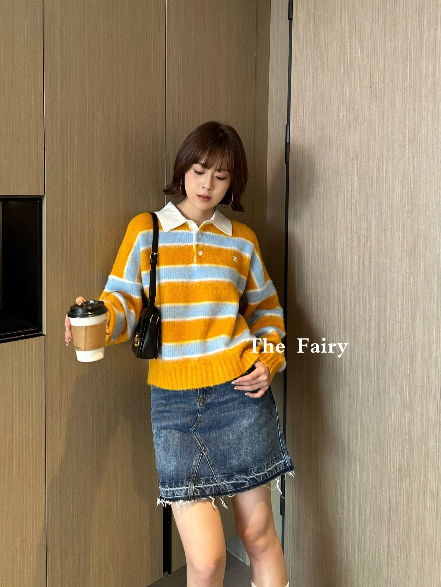 셀린느 브러시드 스트라이프 코튼 폴로 스웨터