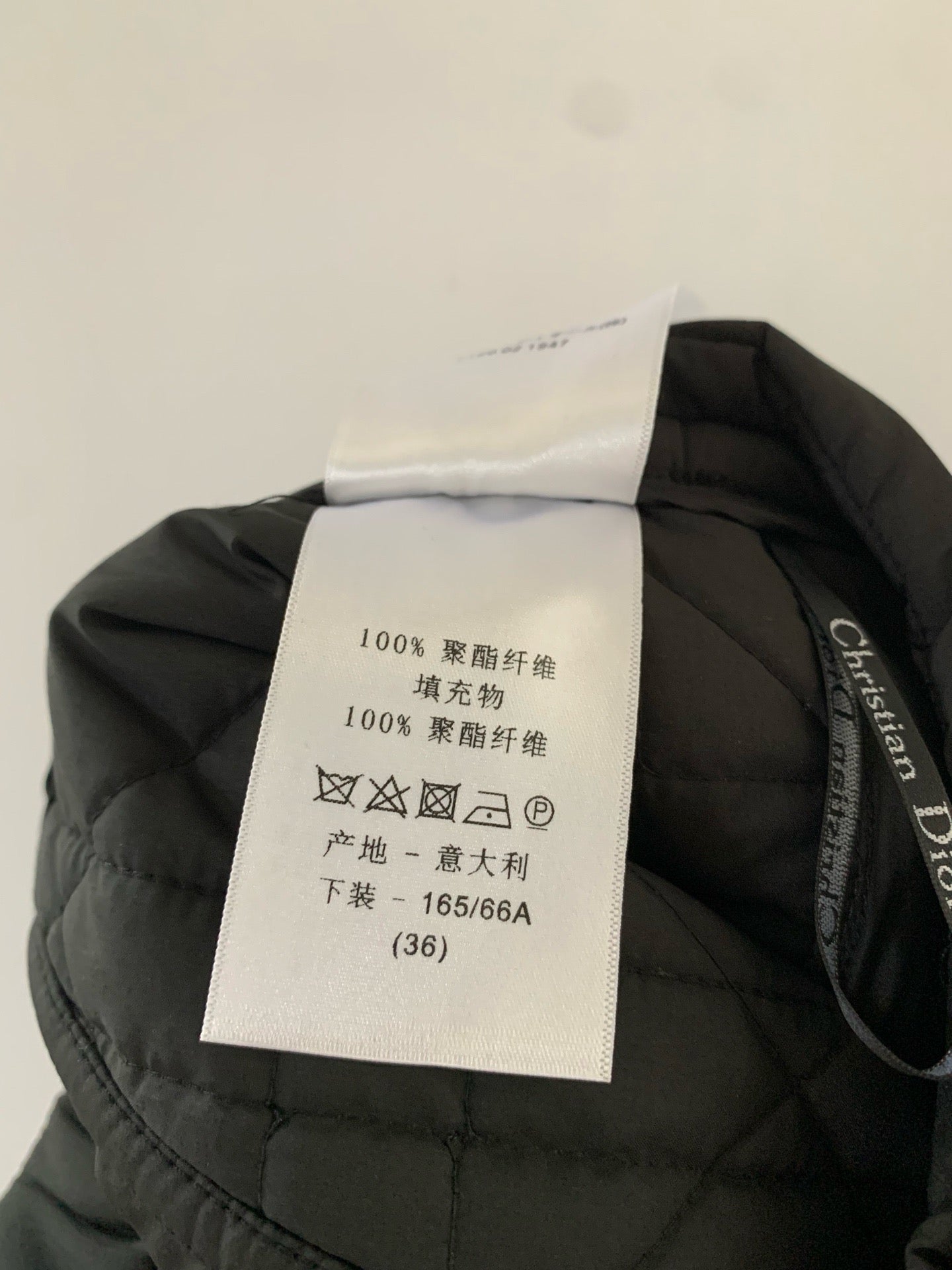 디올 매크로까나쥬 미니스커트