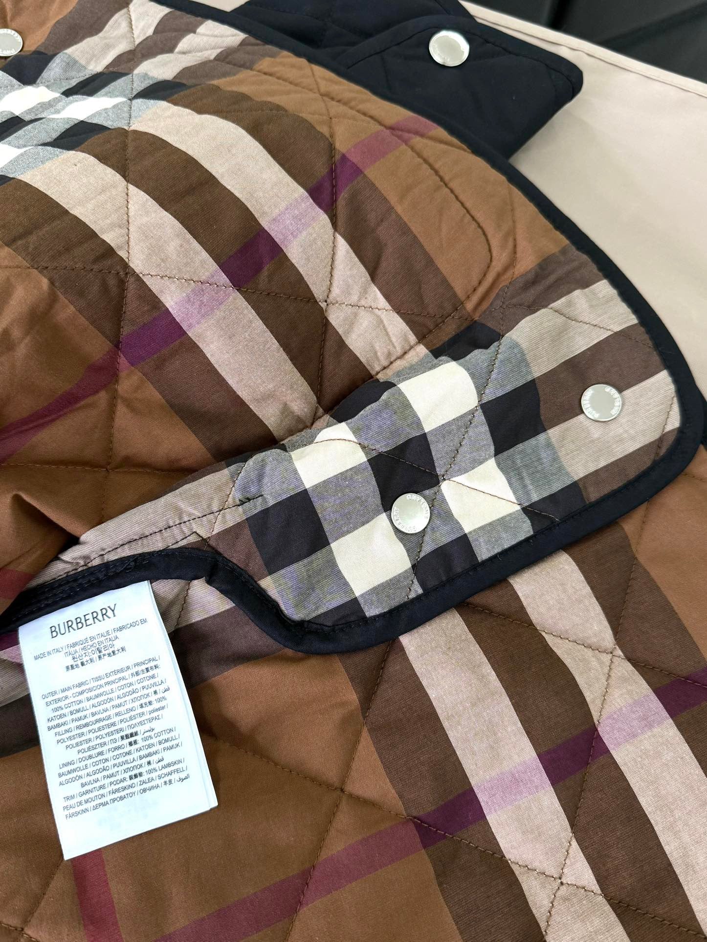 버버리 패디드 퀼팅 레더 카라 자켓