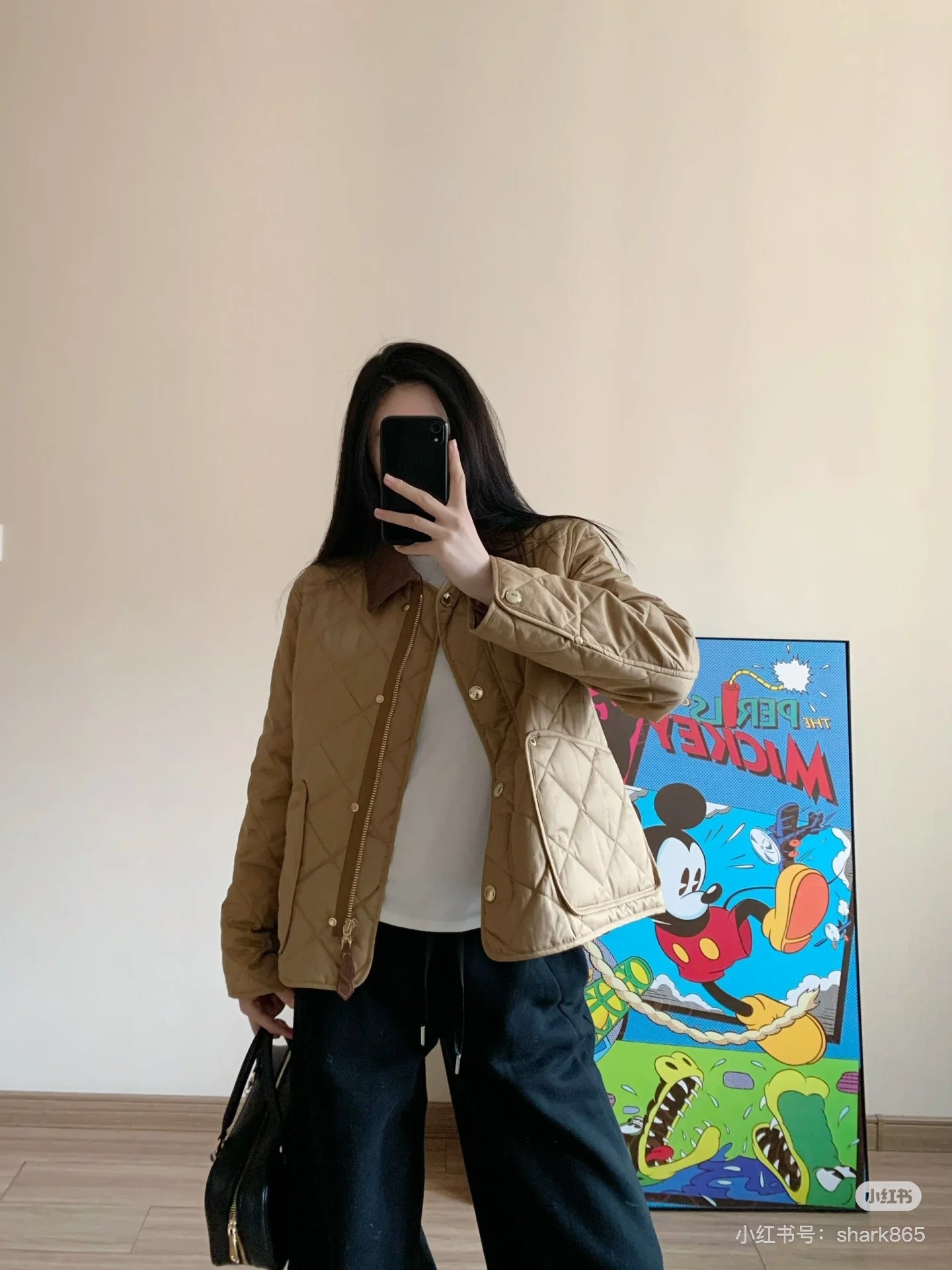 버버리 패디드 퀼팅 레더 카라 자켓