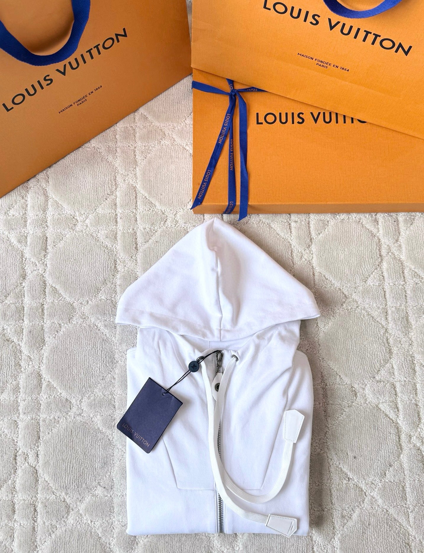 루이비통 가죽 트리밍 조깅 셋업