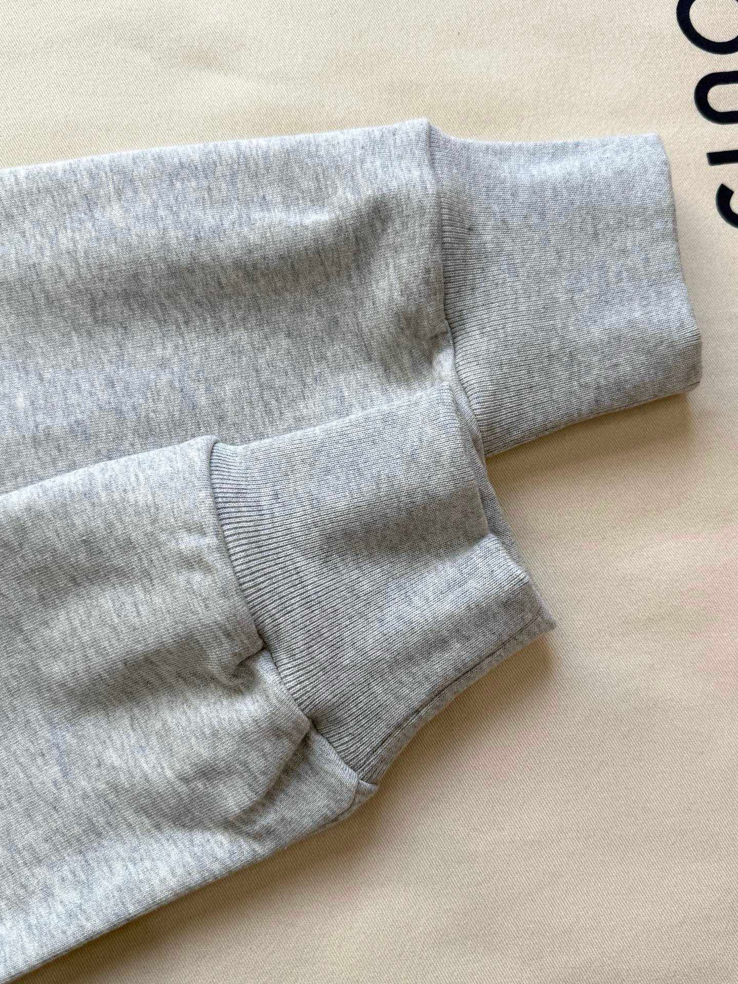 루이비통 가죽 트리밍 조깅 셋업