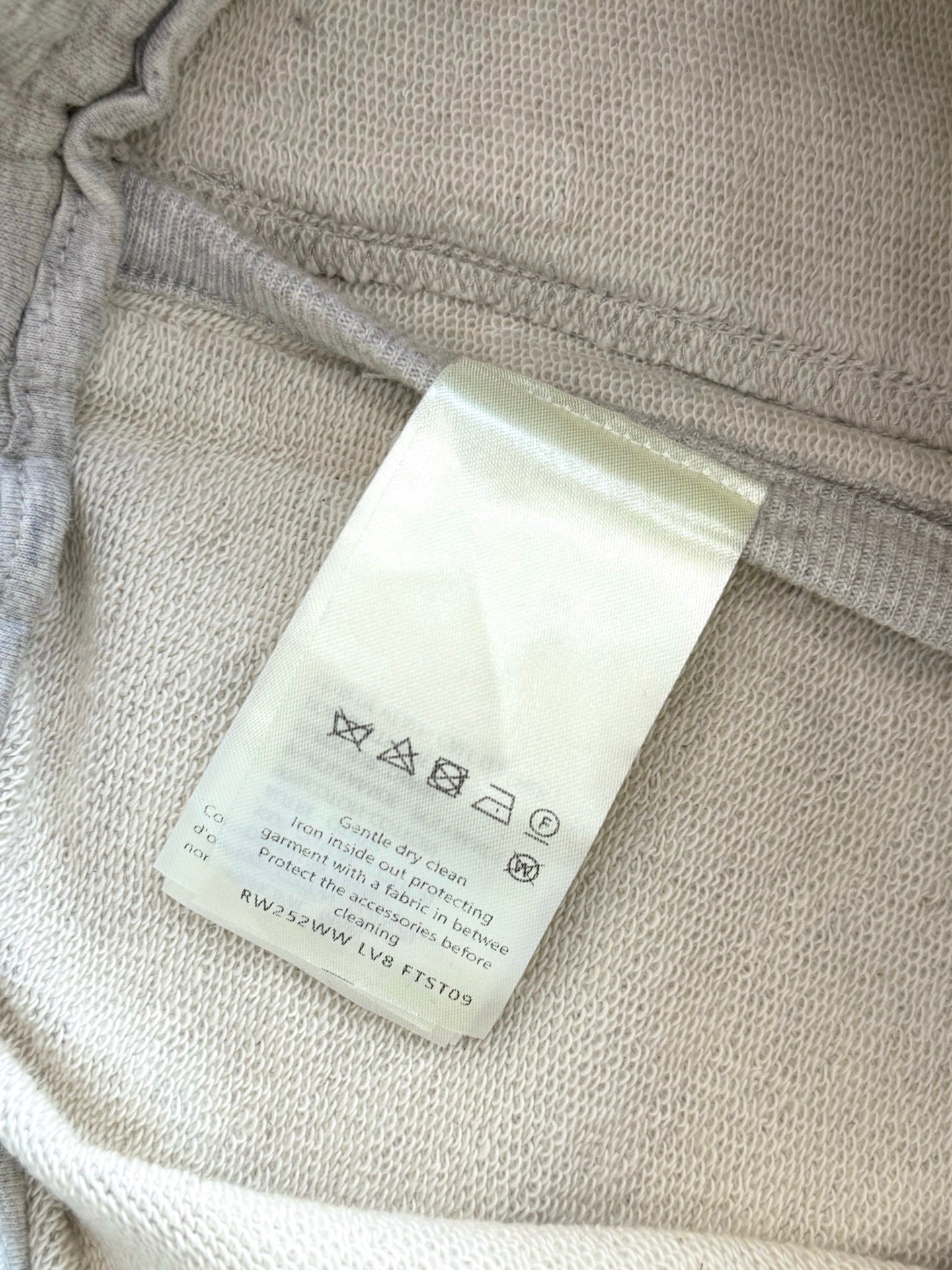 루이비통 가죽 트리밍 조깅 셋업