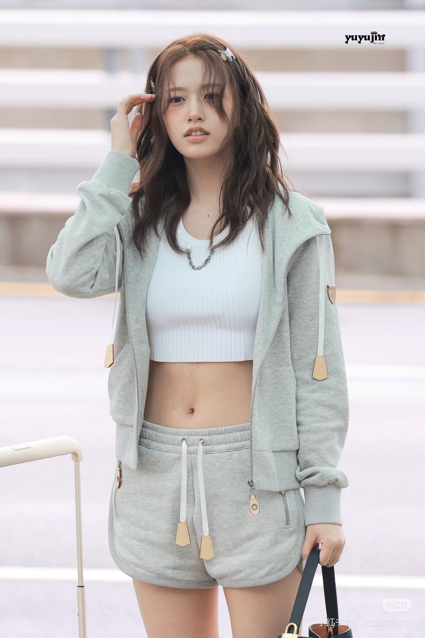 루이비통 가죽 트리밍 조깅 셋업