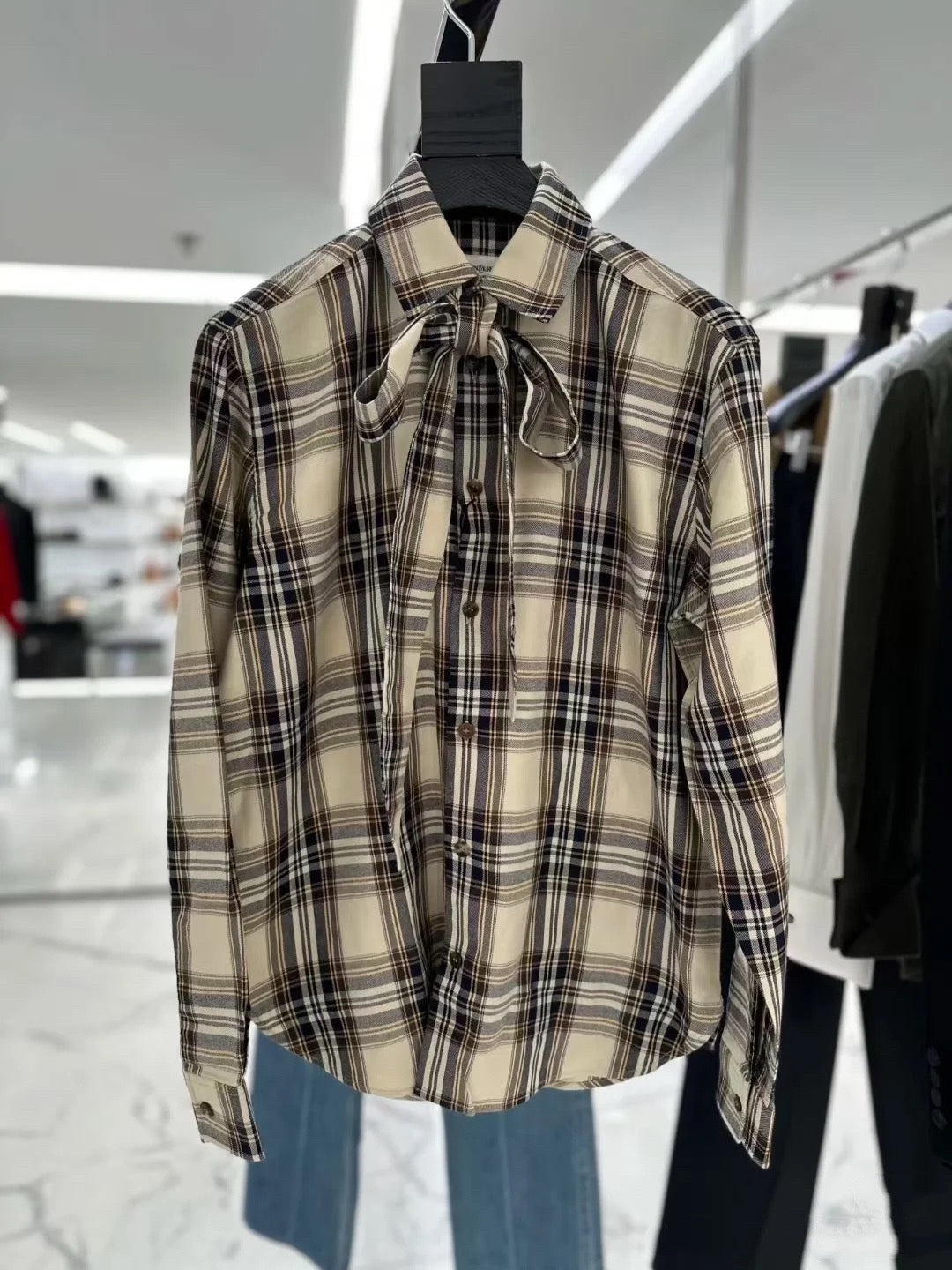 생로랑 코튼 카산드르 라발리에르 셔츠