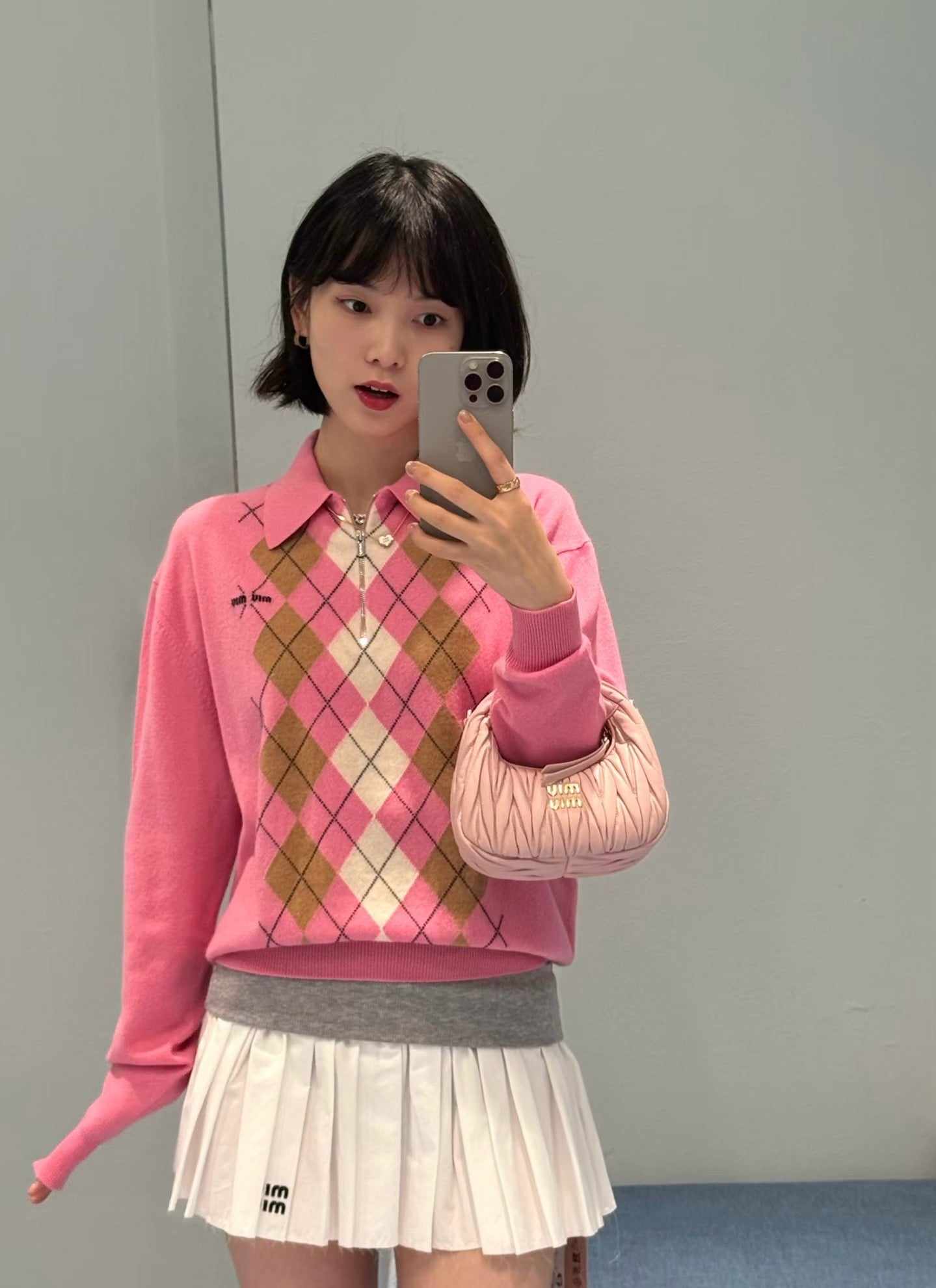 미우미우 캐시미어 하프 집업 폴로 셔츠