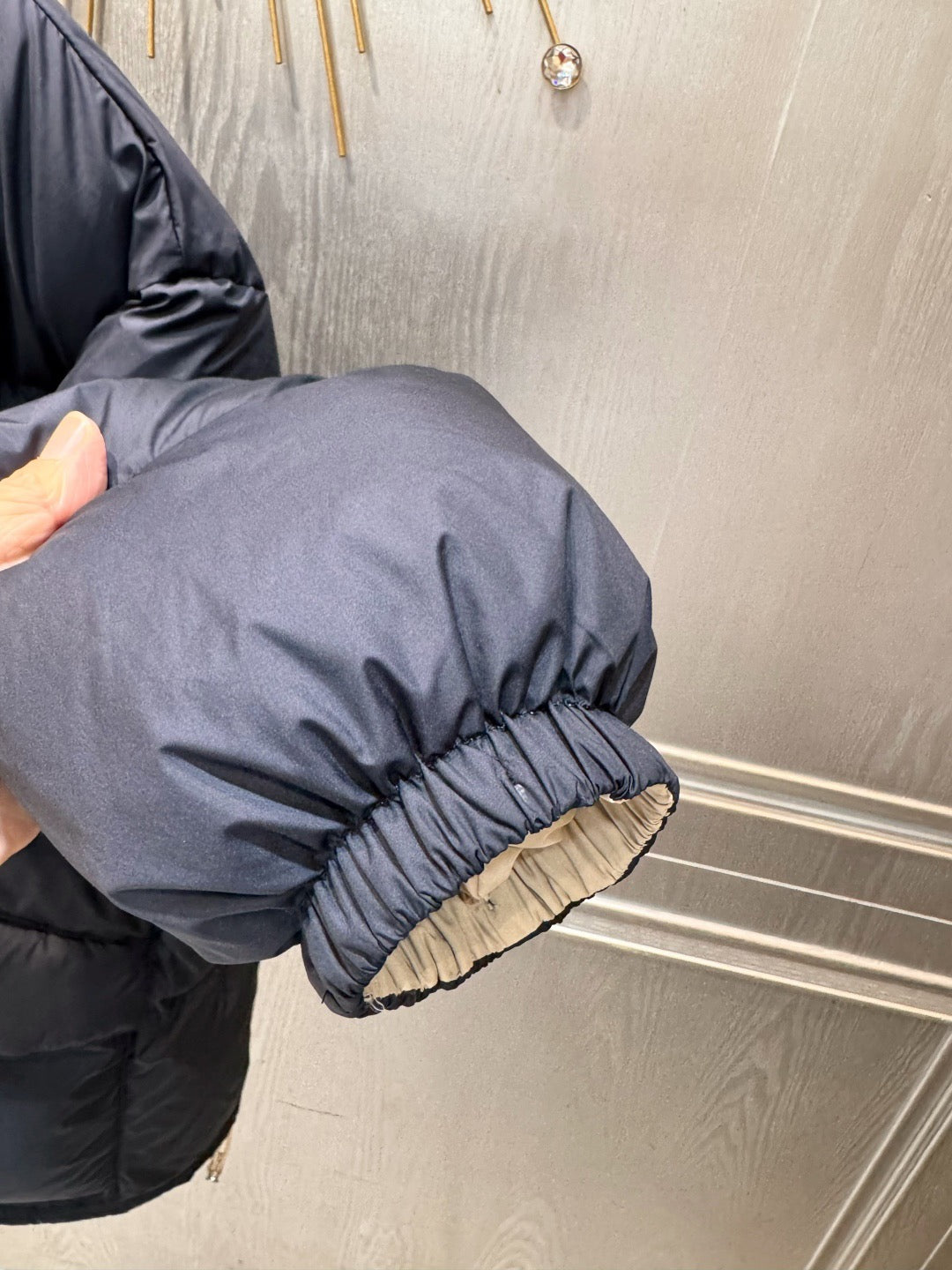 미우미우 퐁제 다운 자켓