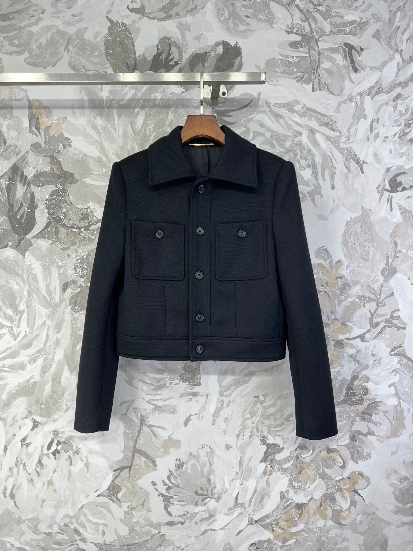 생로랑 울 블렌드 크롭 자켓