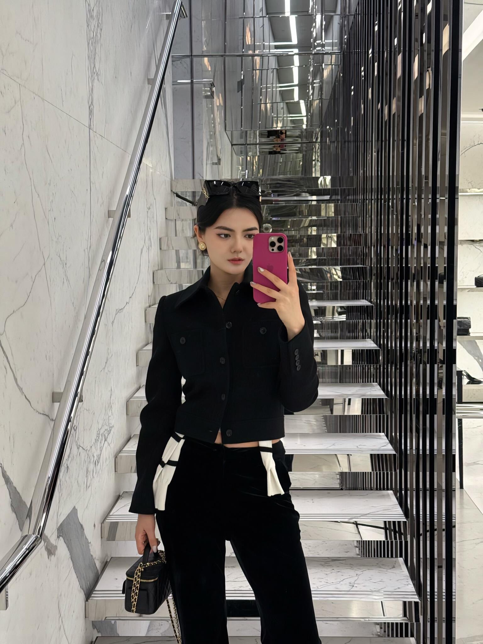 생로랑 울 블렌드 크롭 자켓