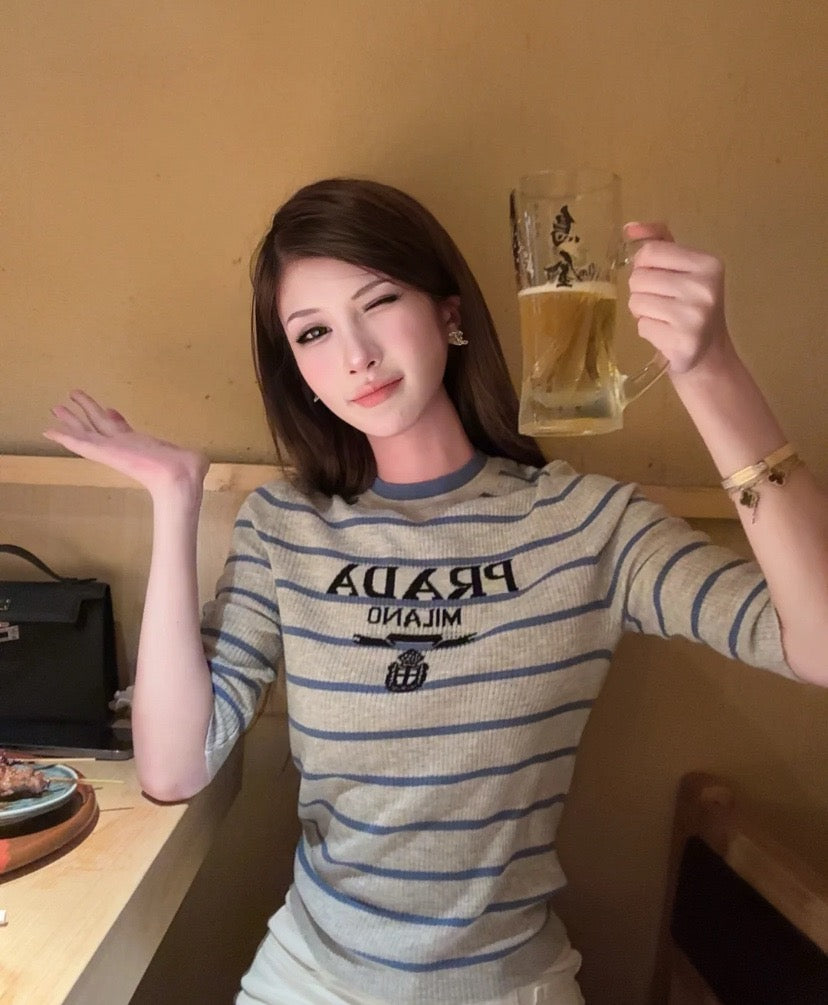 프라다 슈퍼파인 울 크루넥 스웨터