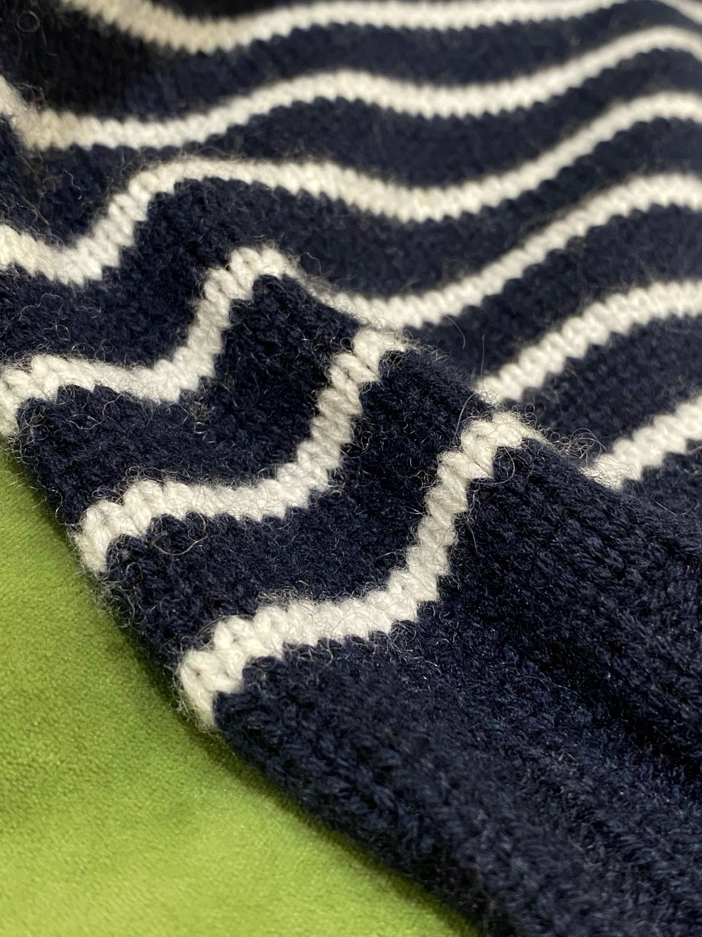 미우미우 캐시미어 스웨터