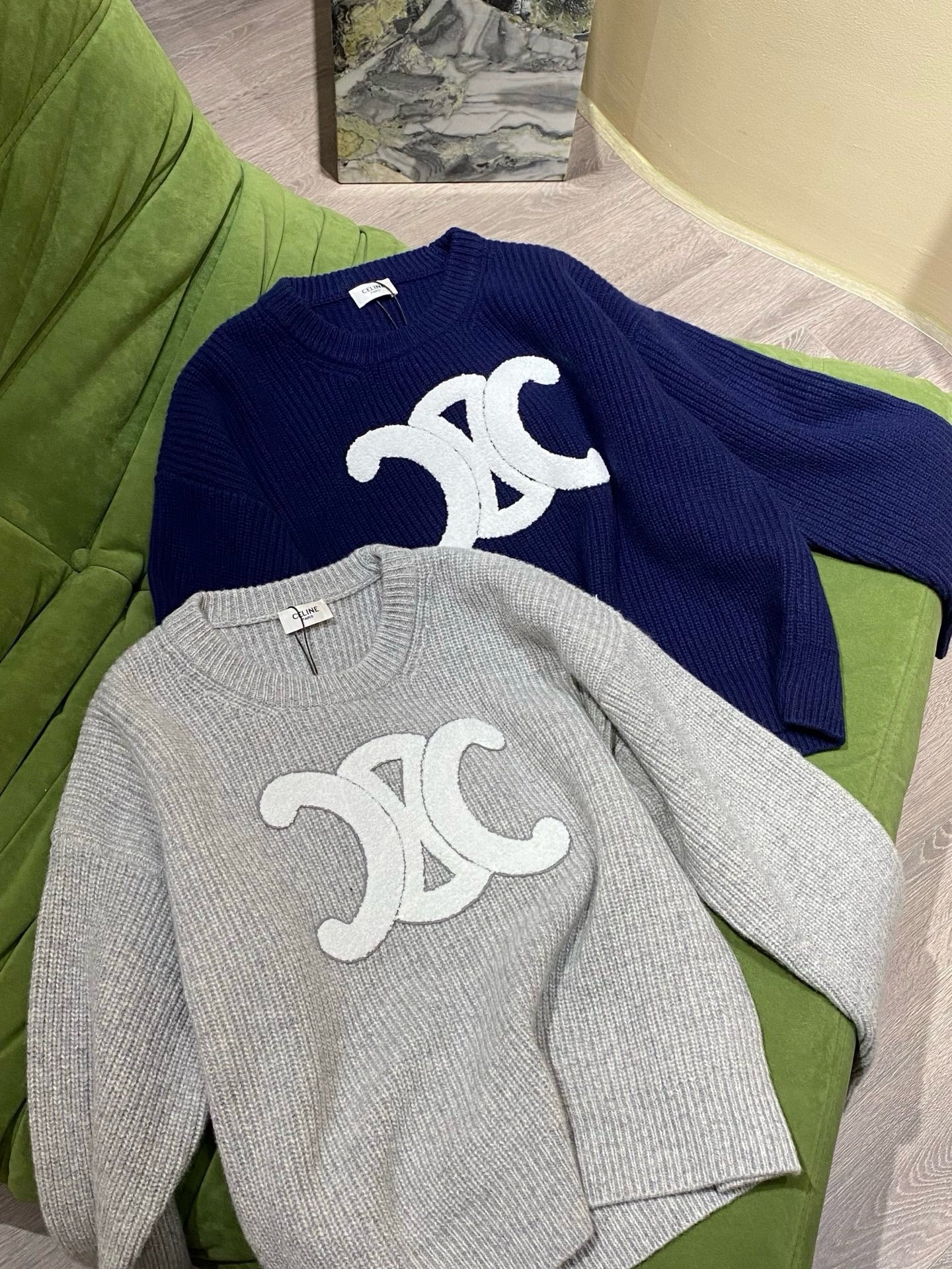 셀린느 리브드 울 크루넥 스웨터