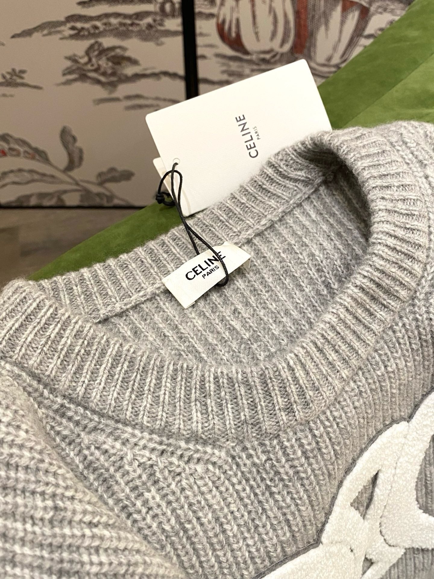 셀린느 리브드 울 크루넥 스웨터