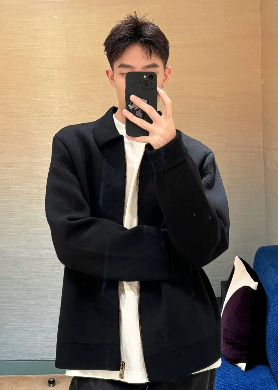루이비통 엠보스드 테크니컬 울 블루종